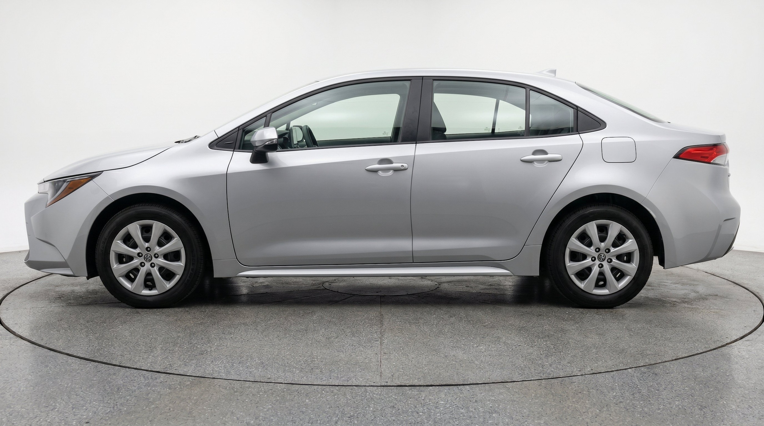 Thumbnail: 2025 Toyota Corolla - 5