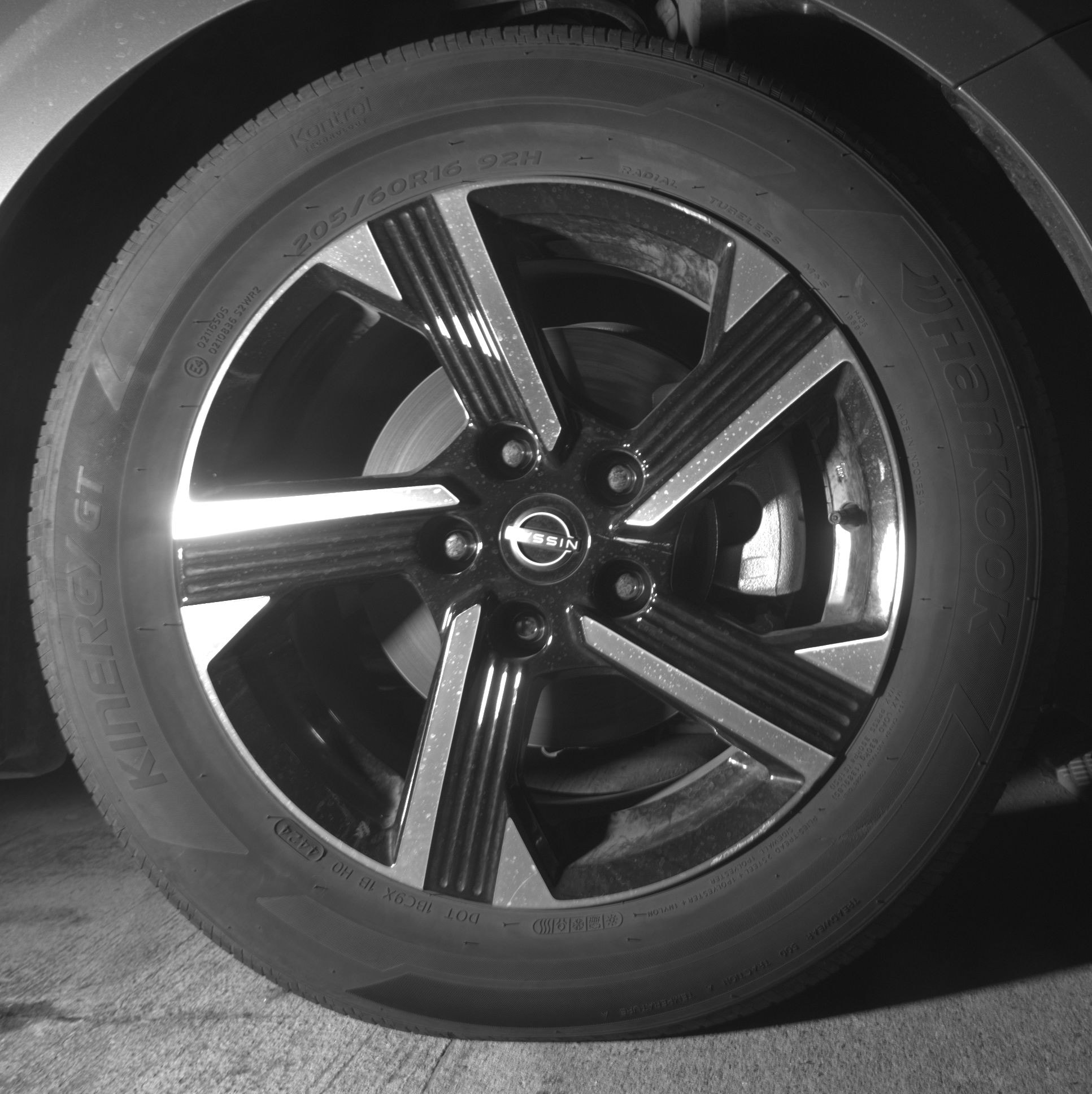 Thumbnail: 2025 Nissan Sentra - 10