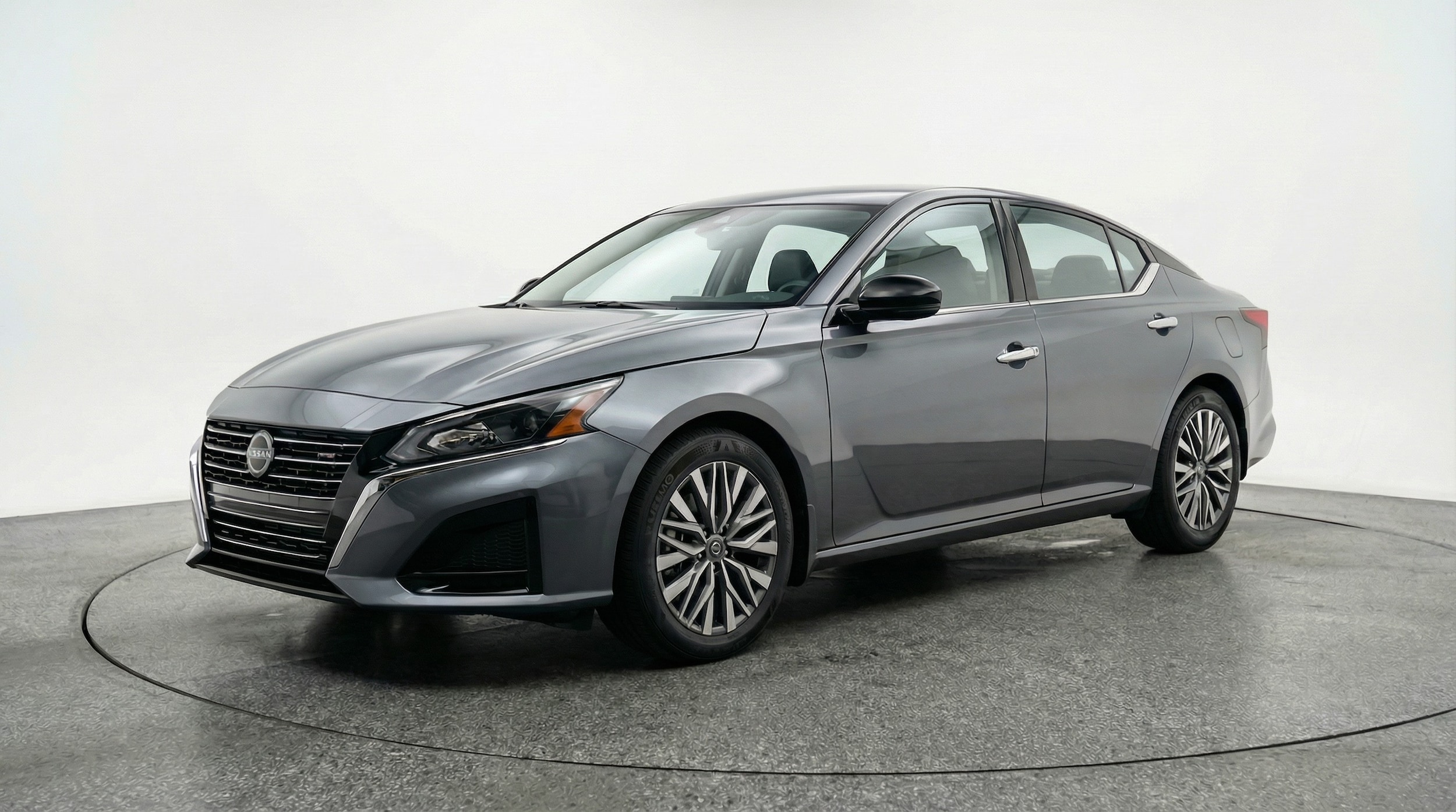 Thumbnail: 2025 Nissan Altima - 3