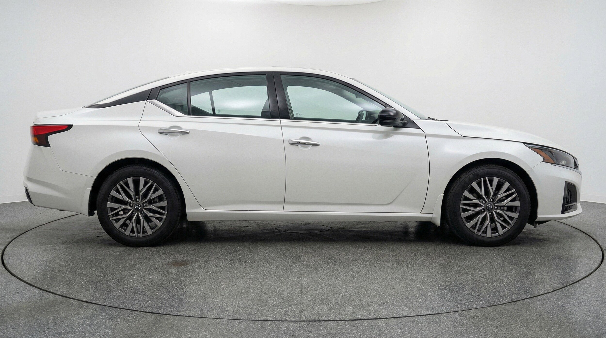 Thumbnail: 2025 Nissan Altima - 11
