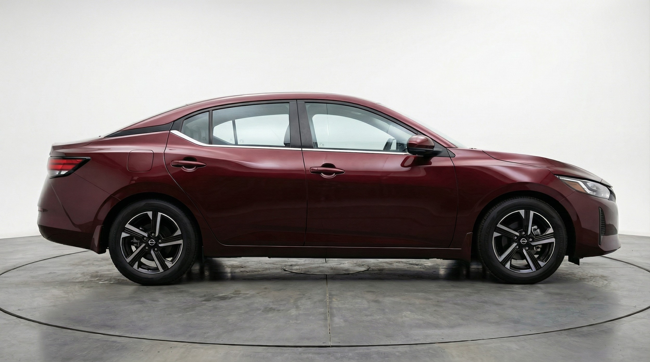 Thumbnail: 2025 Nissan Sentra - 8