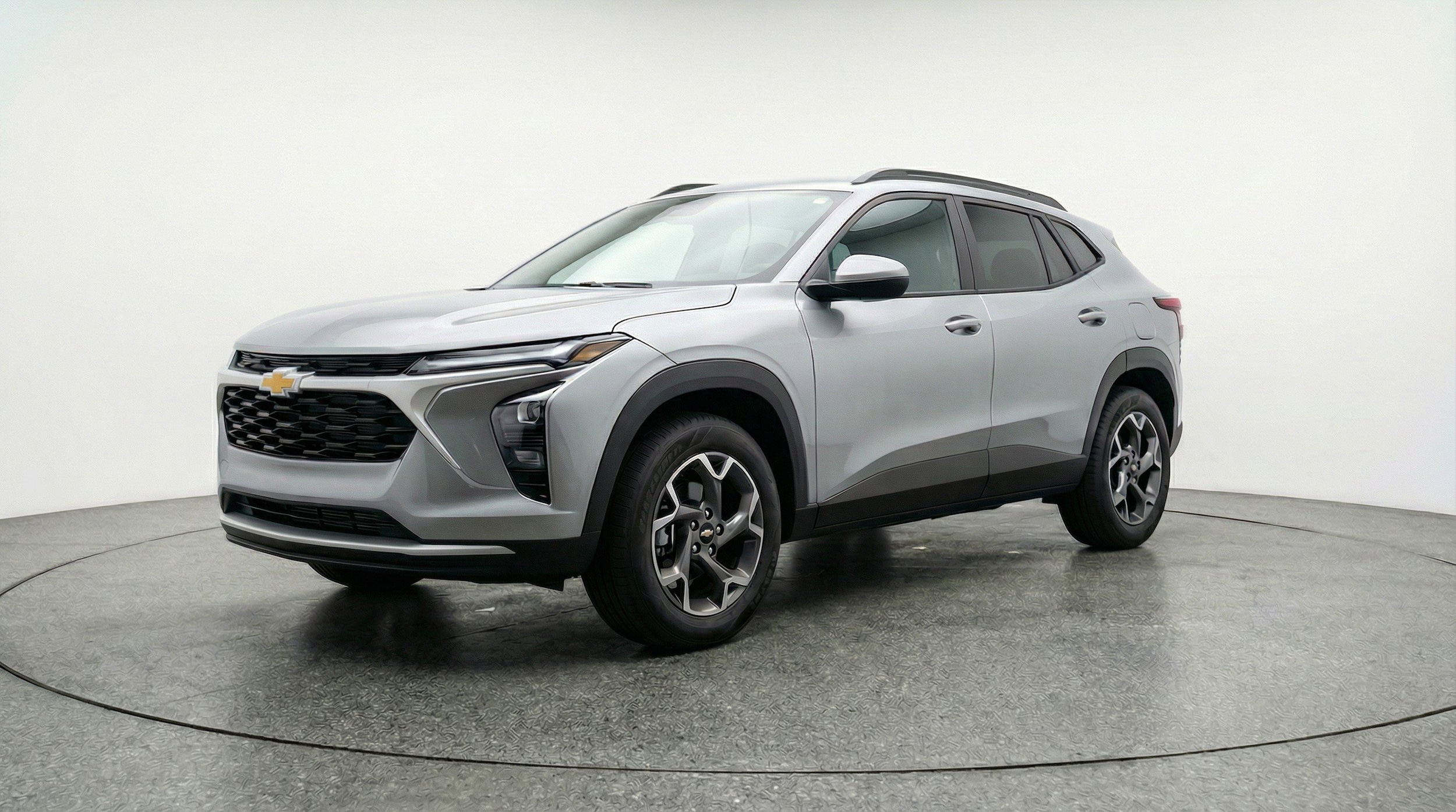 Thumbnail: 2025 Chevrolet Trax - 3