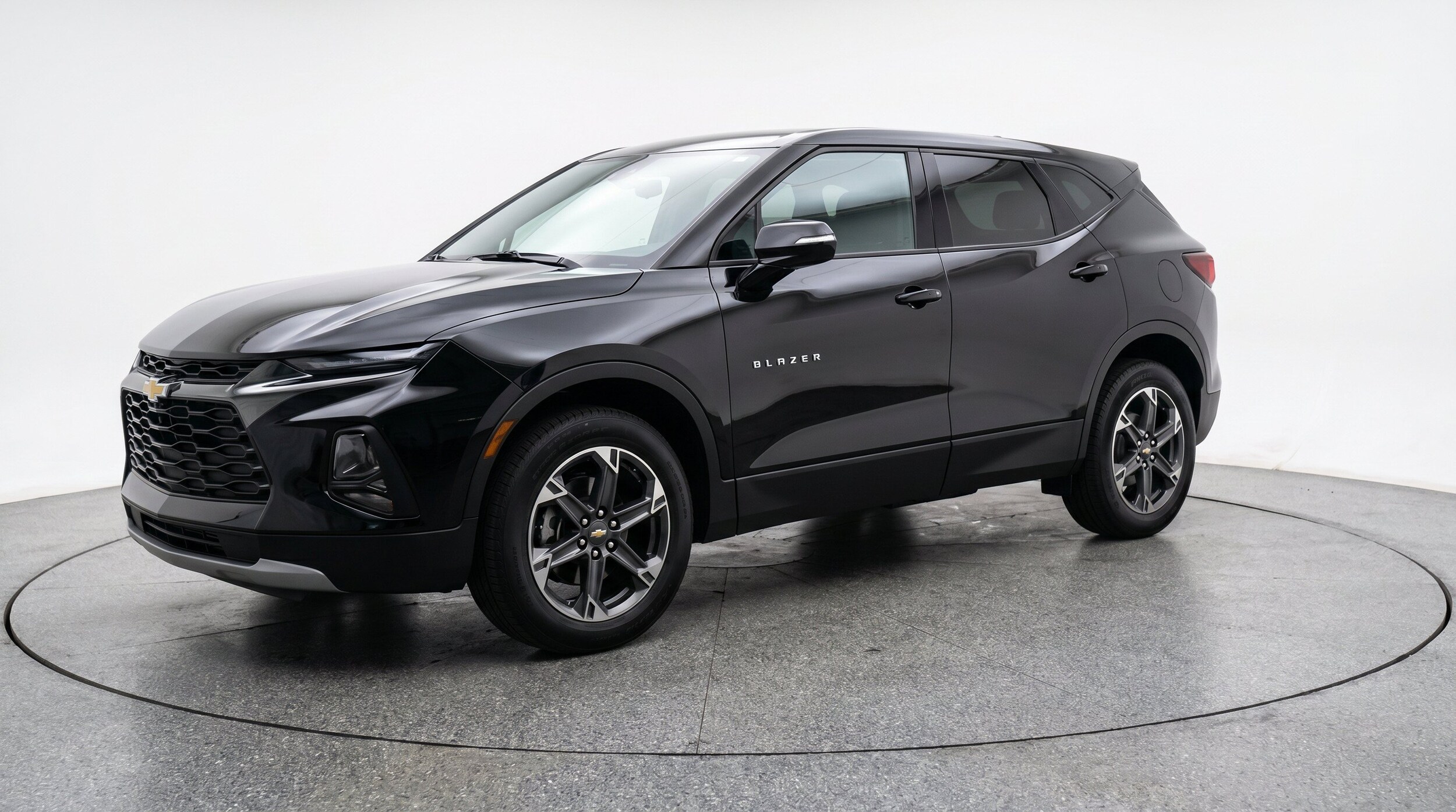 Thumbnail: 2026 Chevrolet Blazer - 3