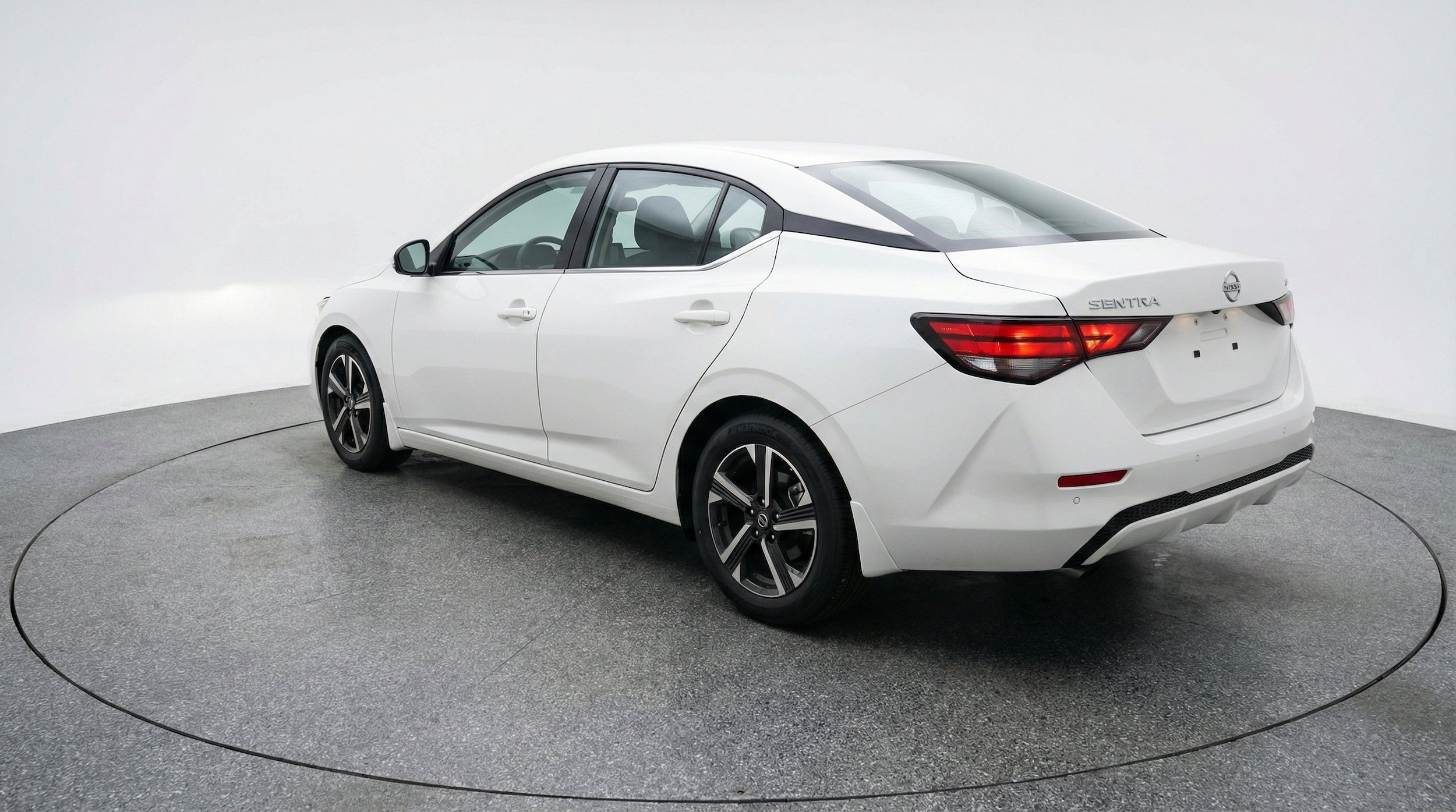 Thumbnail: 2025 Nissan Sentra - 6
