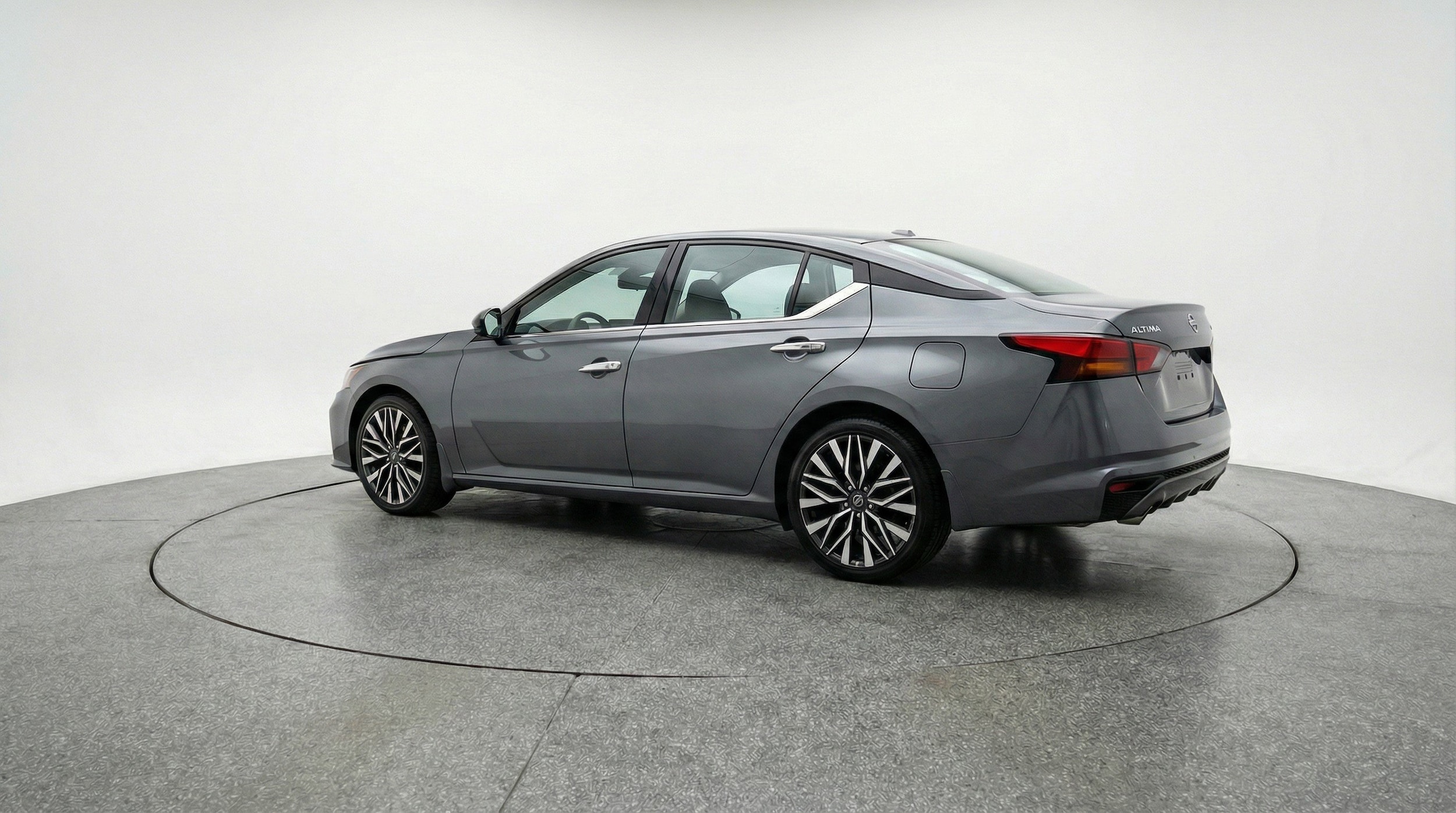 Thumbnail: 2025 Nissan Altima - 6