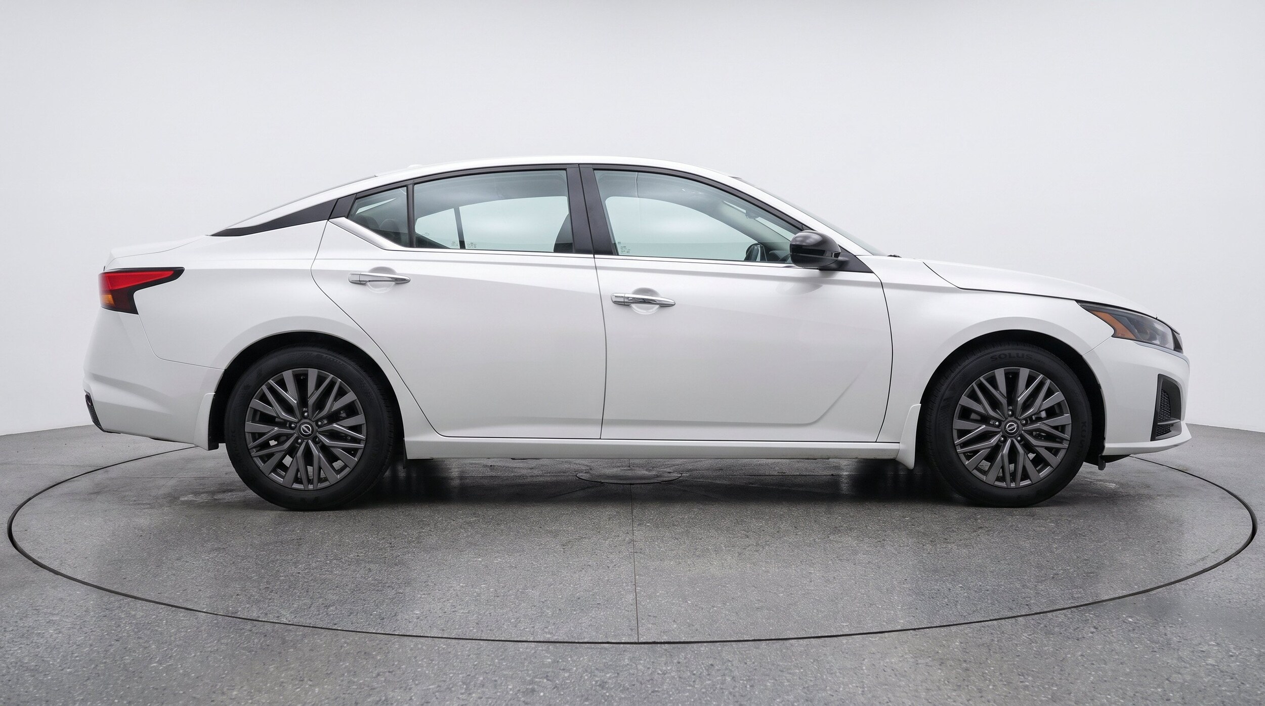 Thumbnail: 2025 Nissan Altima - 10