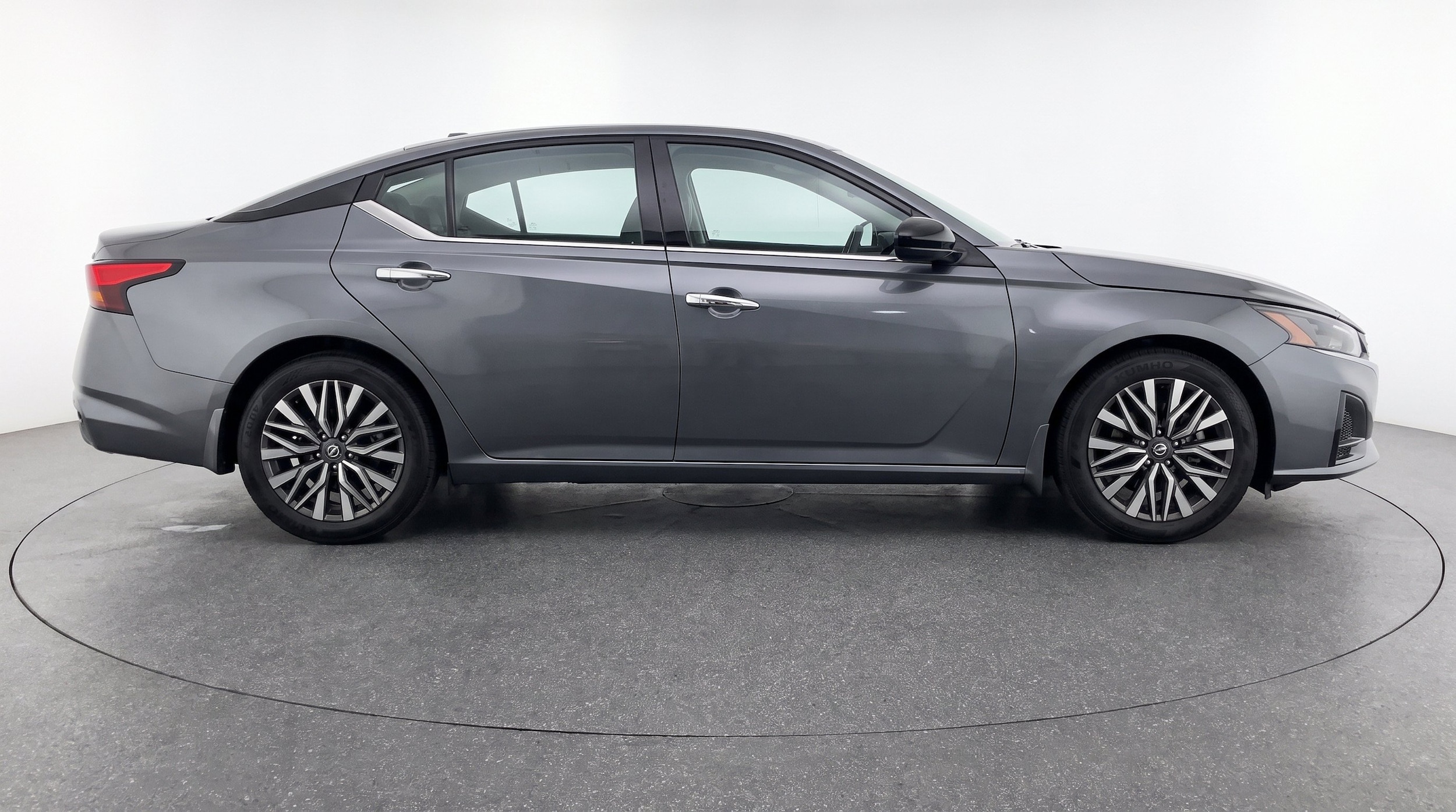 Thumbnail: 2025 Nissan Altima - 11