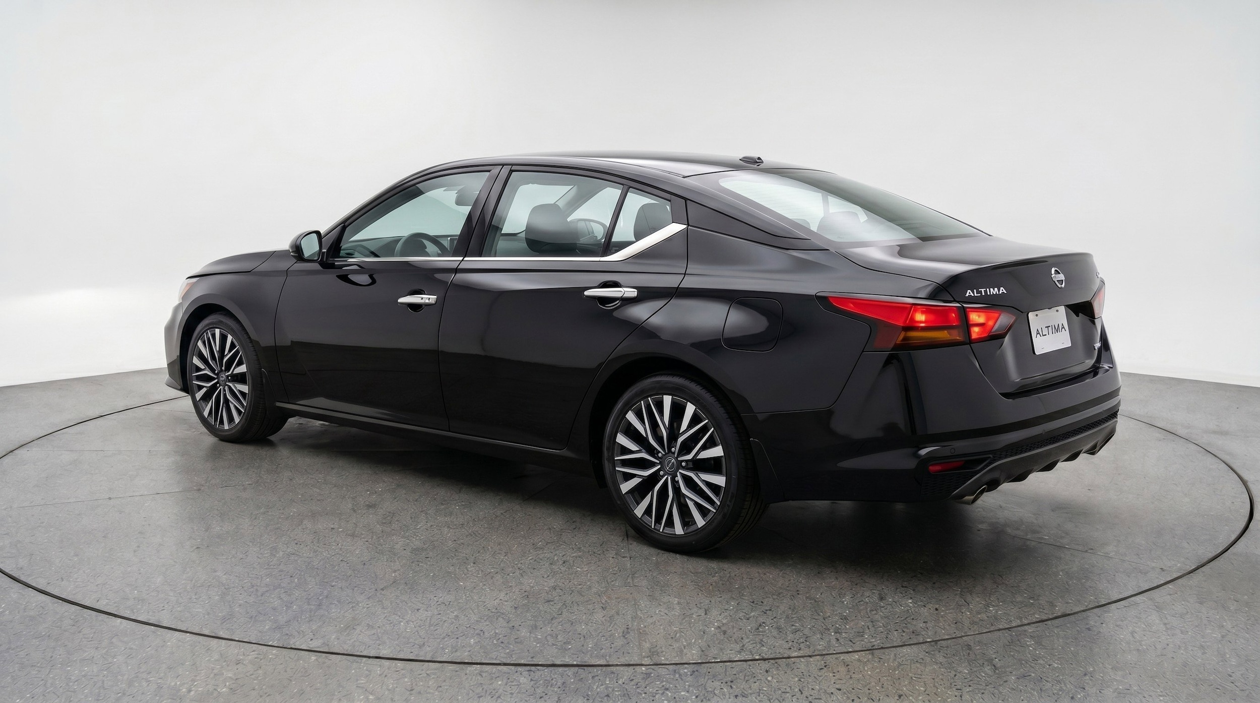 Thumbnail: 2025 Nissan Altima - 6