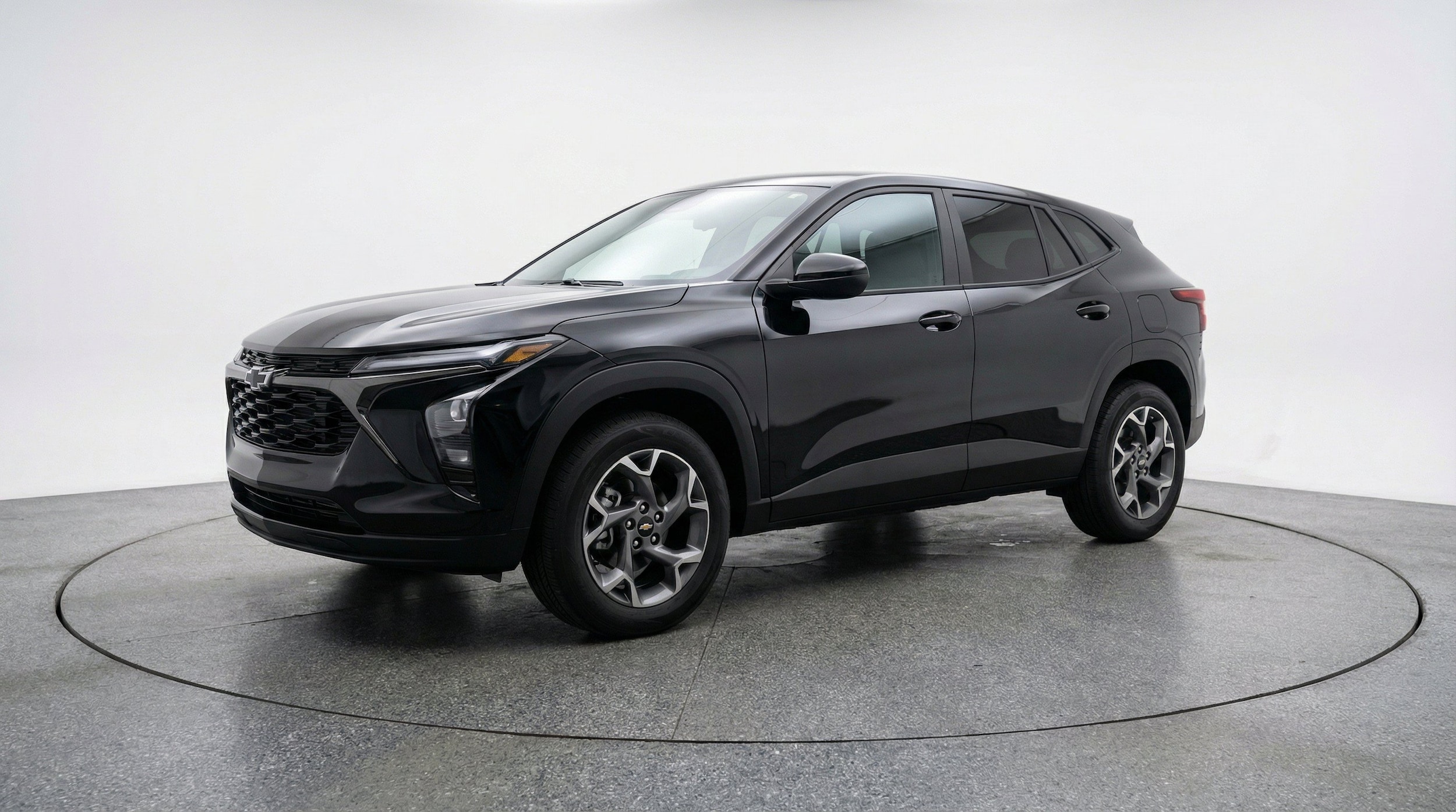 Thumbnail: 2025 Chevrolet Trax - 3