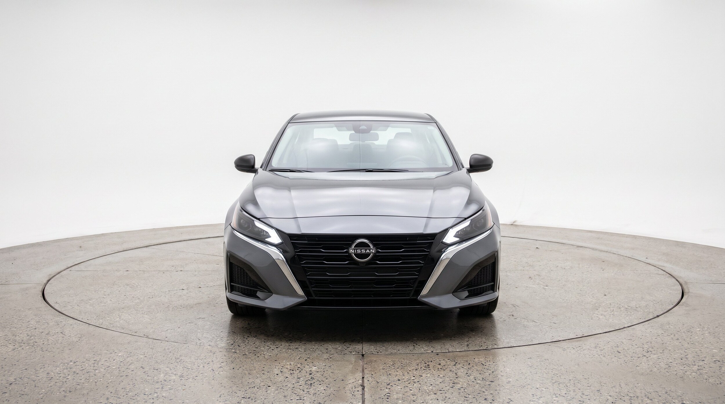 Thumbnail: 2025 Nissan Altima - 2