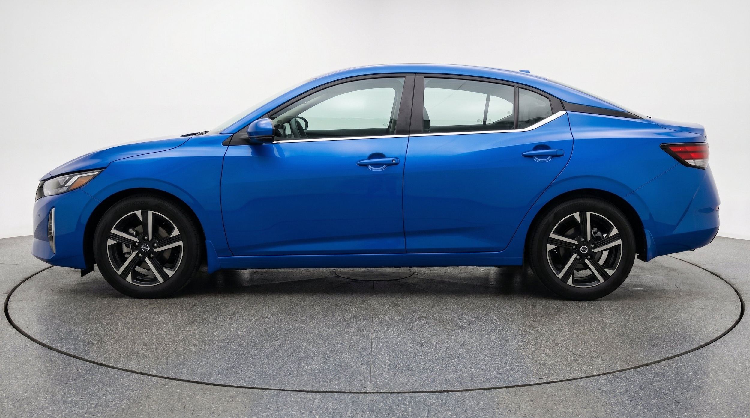 Thumbnail: 2025 Nissan Sentra - 5