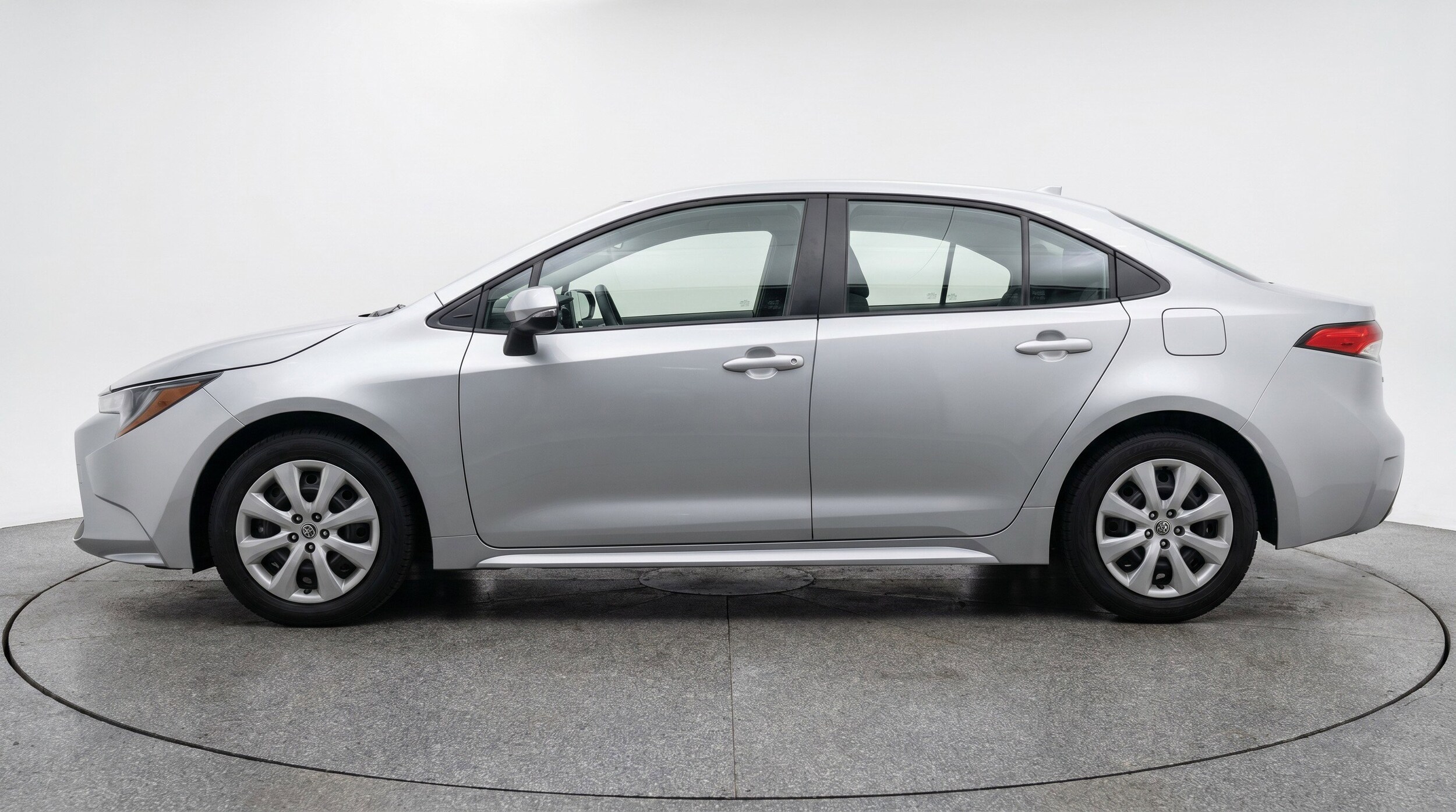 Thumbnail: 2025 Toyota Corolla - 5