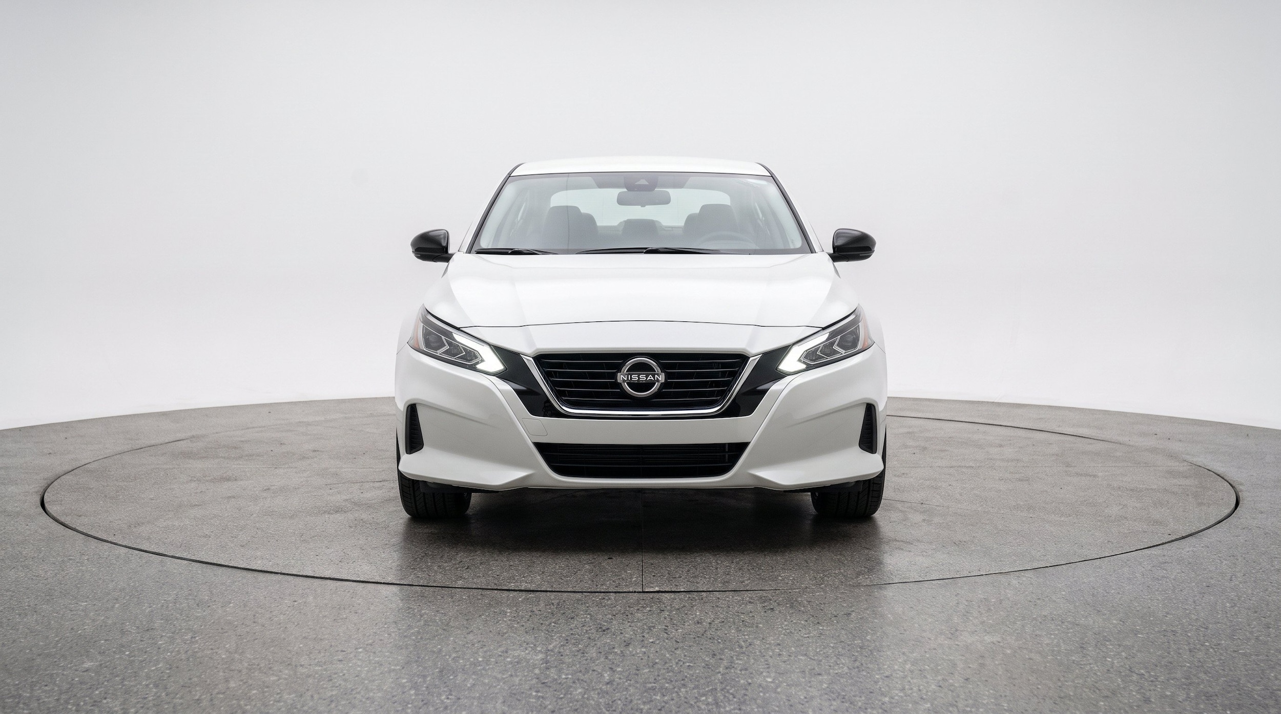Thumbnail: 2025 Nissan Altima - 2
