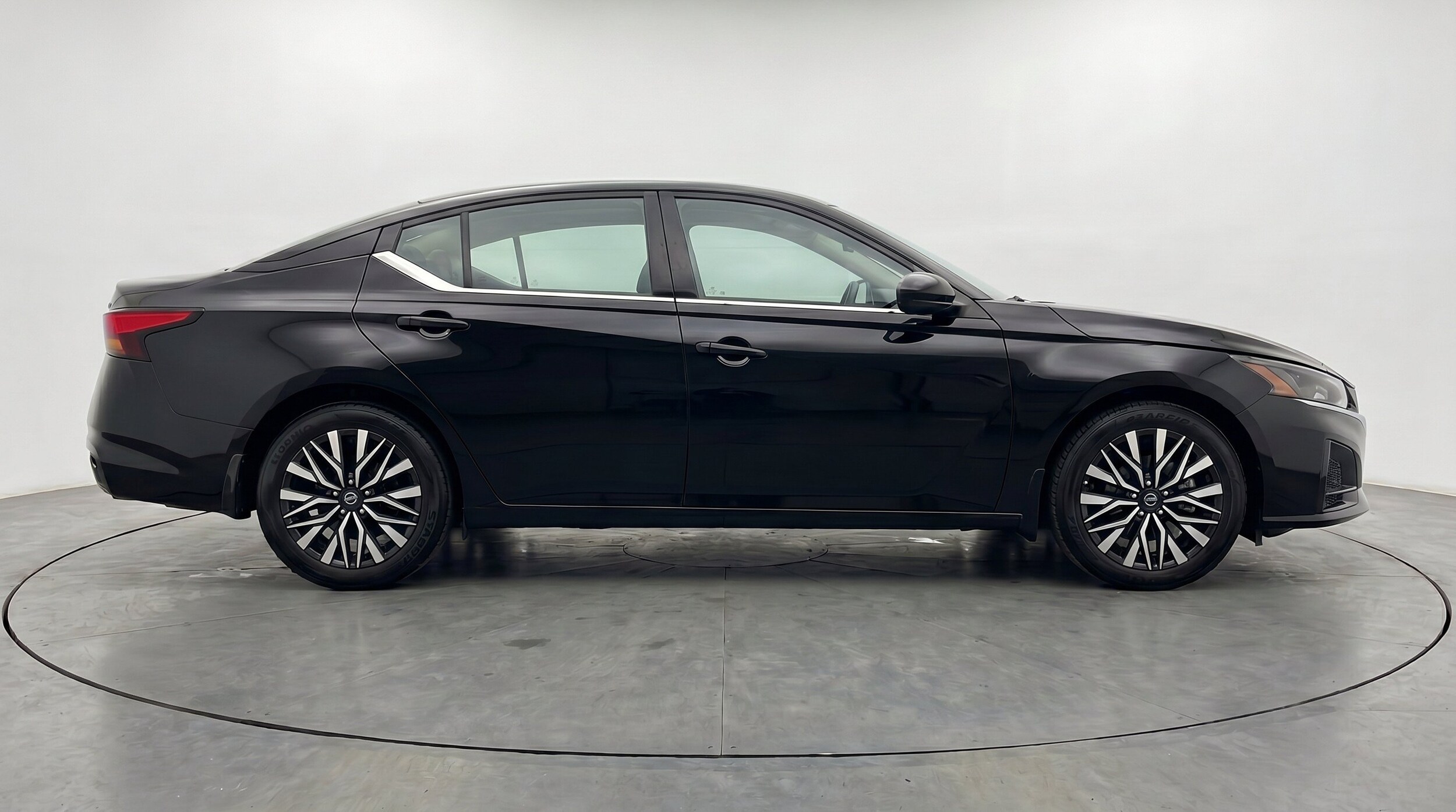 Thumbnail: 2025 Nissan Altima - 11