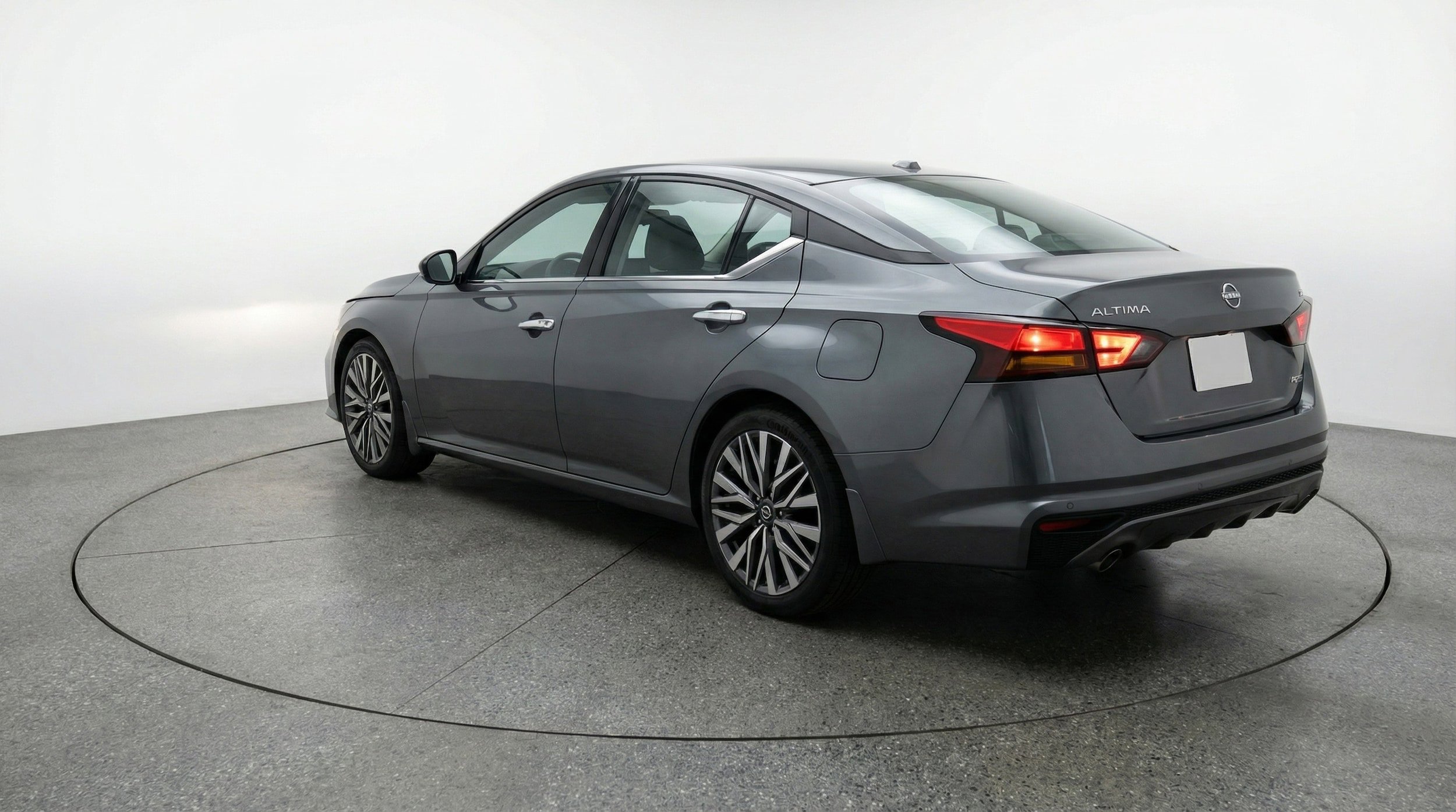 Thumbnail: 2025 Nissan Altima - 5
