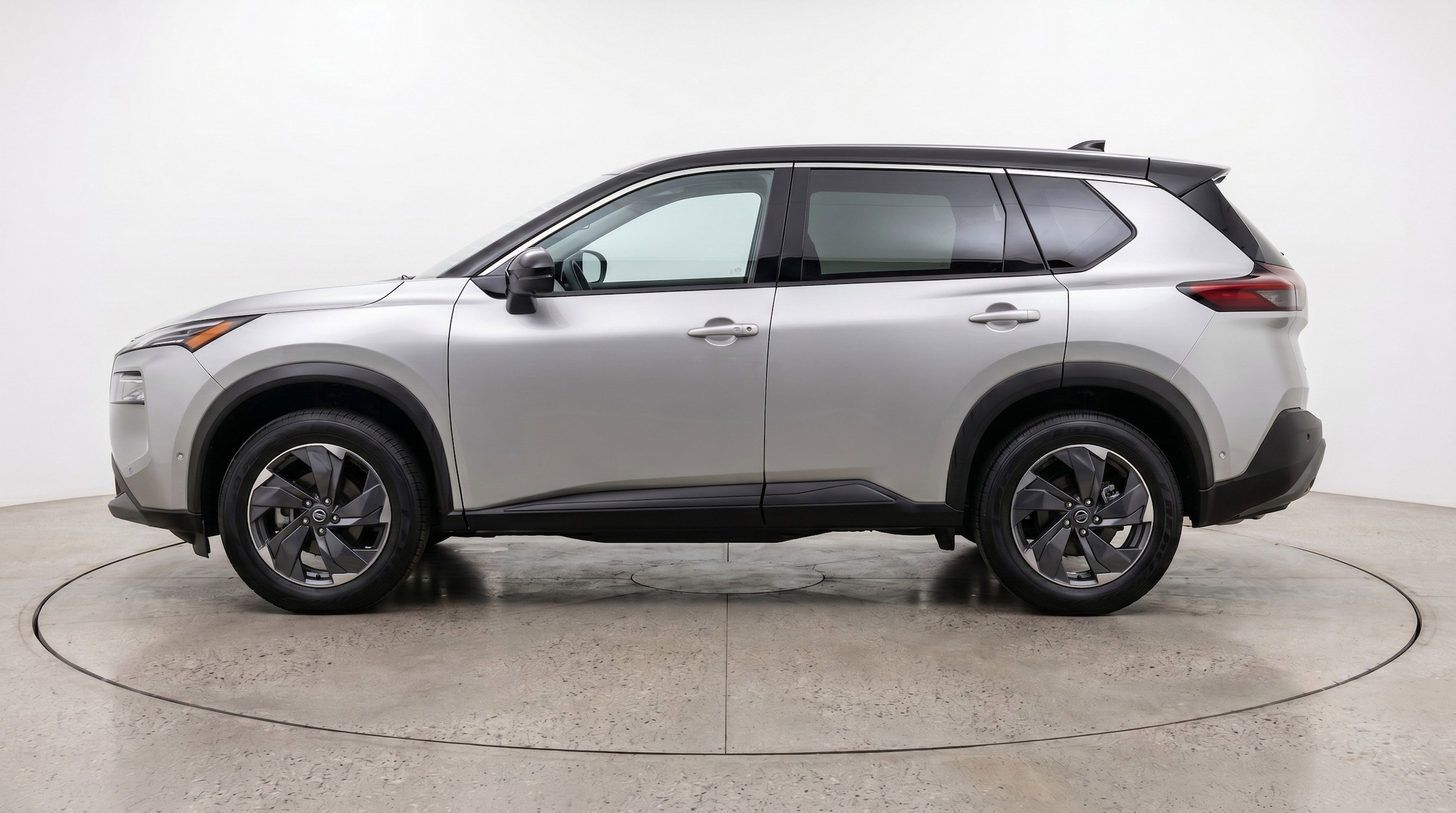 Thumbnail: 2025 Nissan Rogue - 5