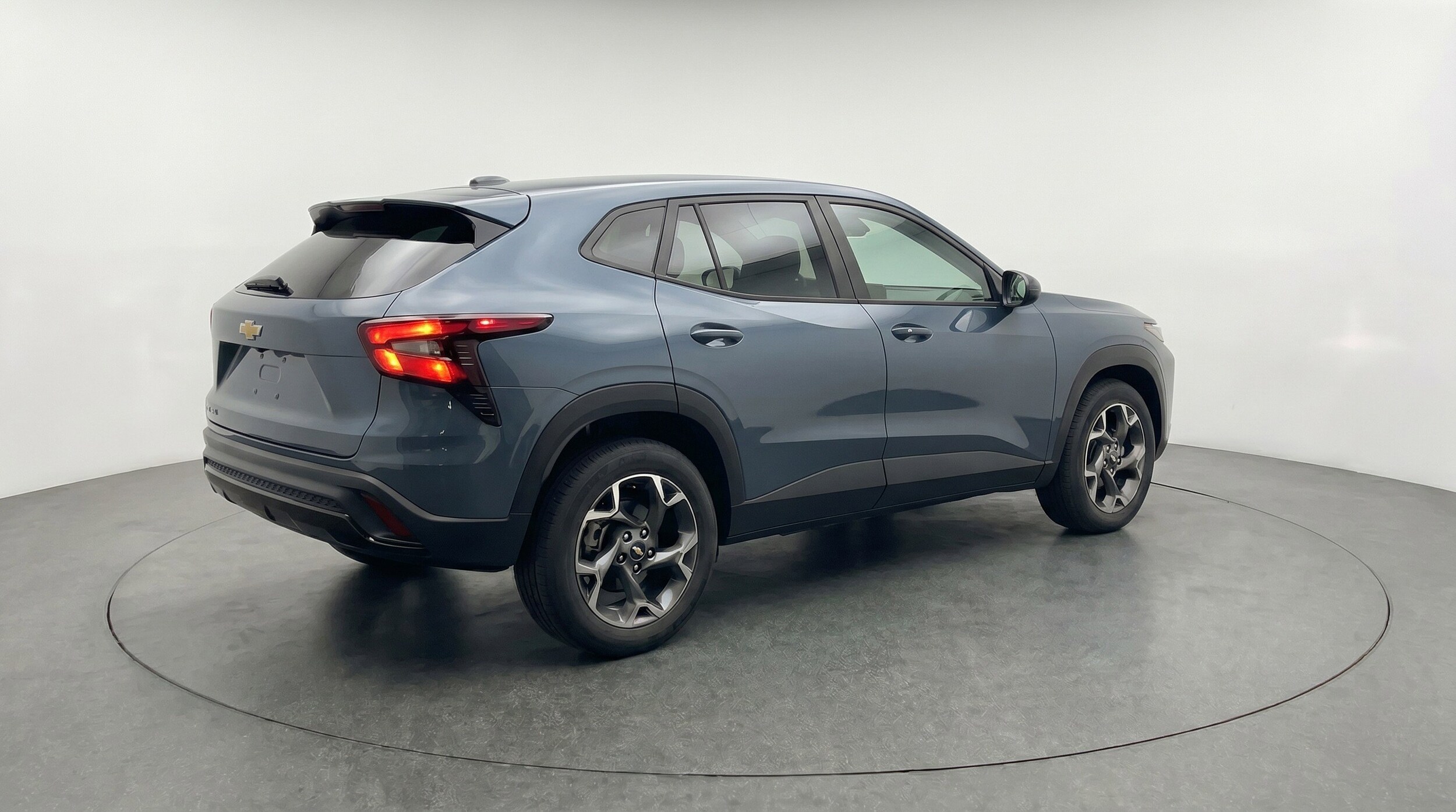 Thumbnail: 2025 Chevrolet Trax - 9
