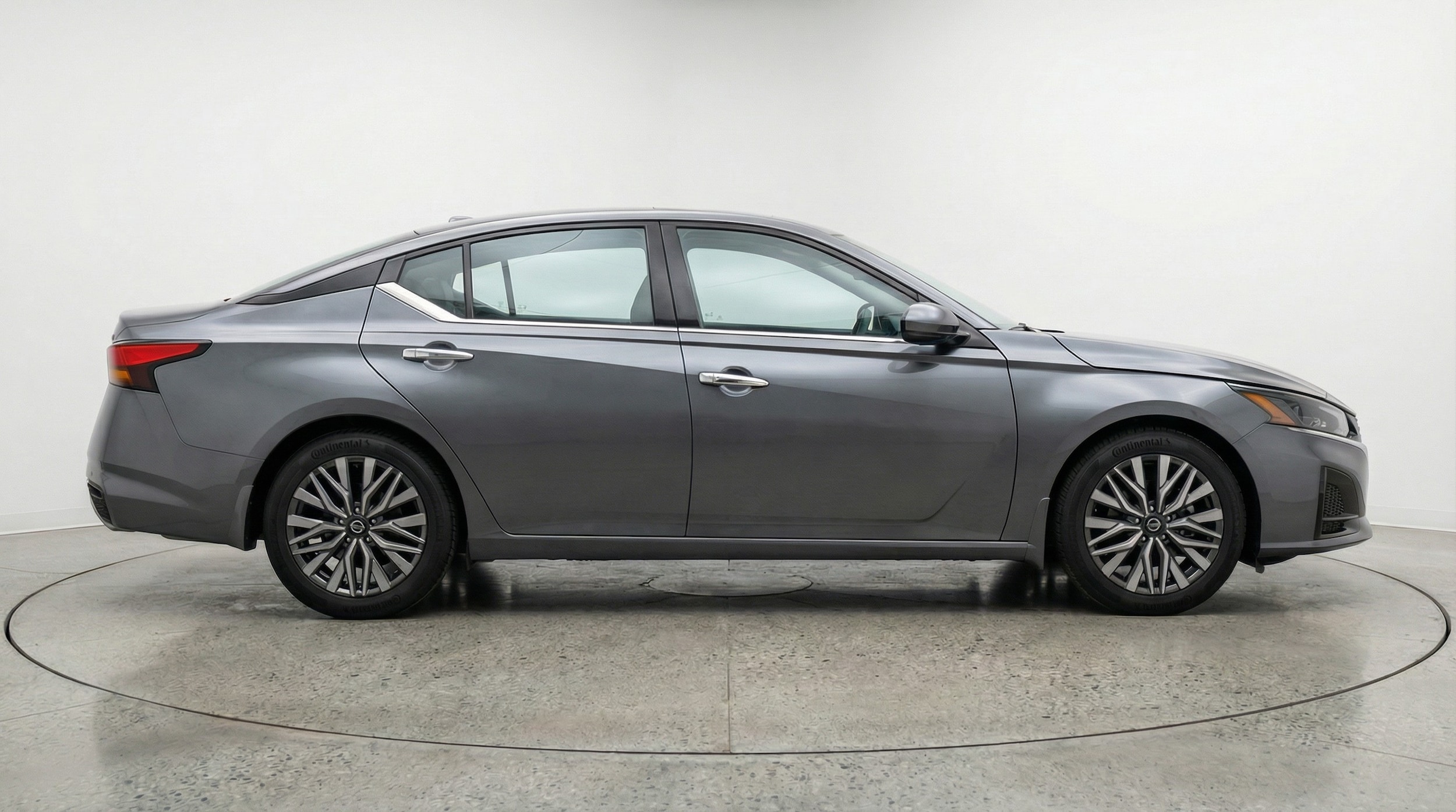 Thumbnail: 2025 Nissan Altima - 8