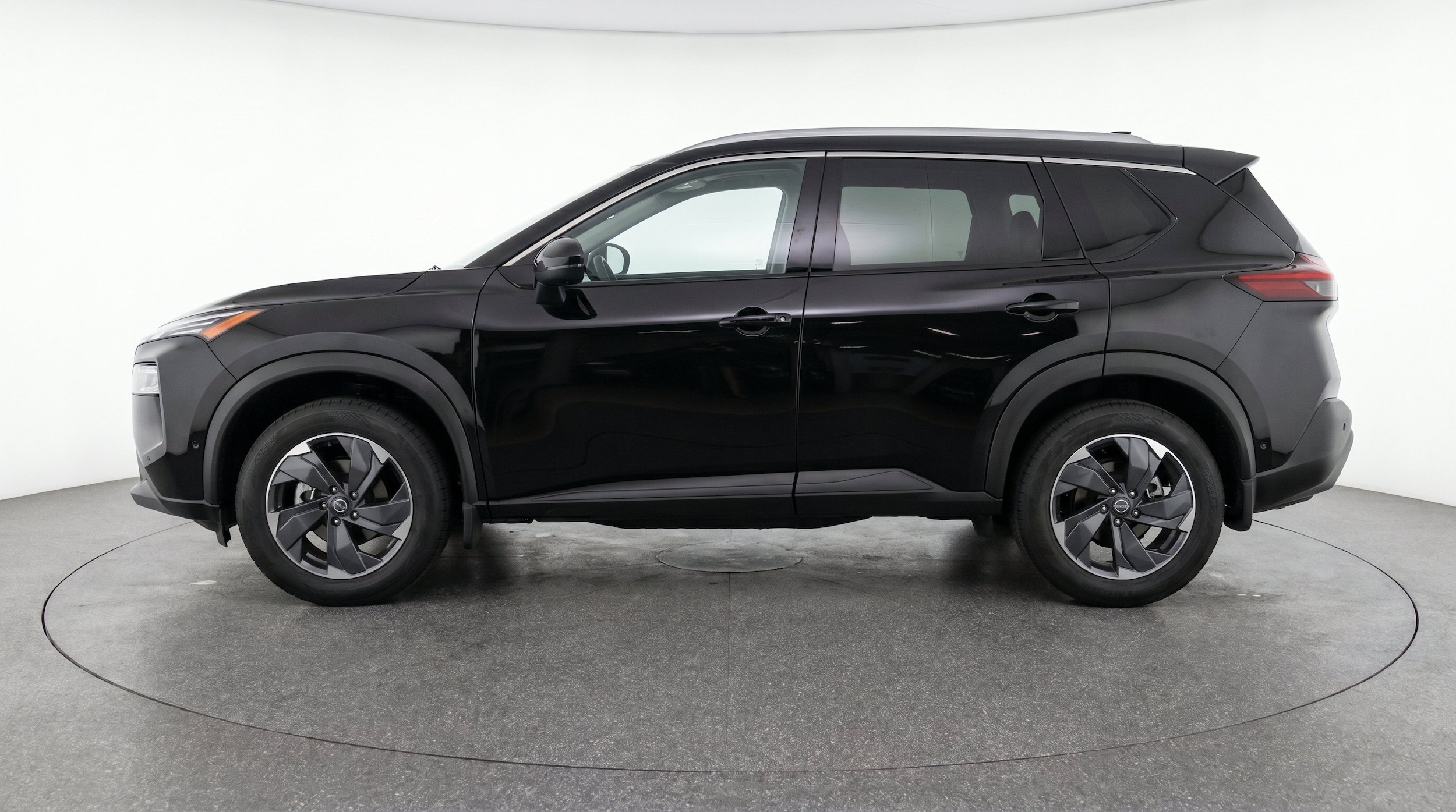 Thumbnail: 2025 Nissan Rogue - 5