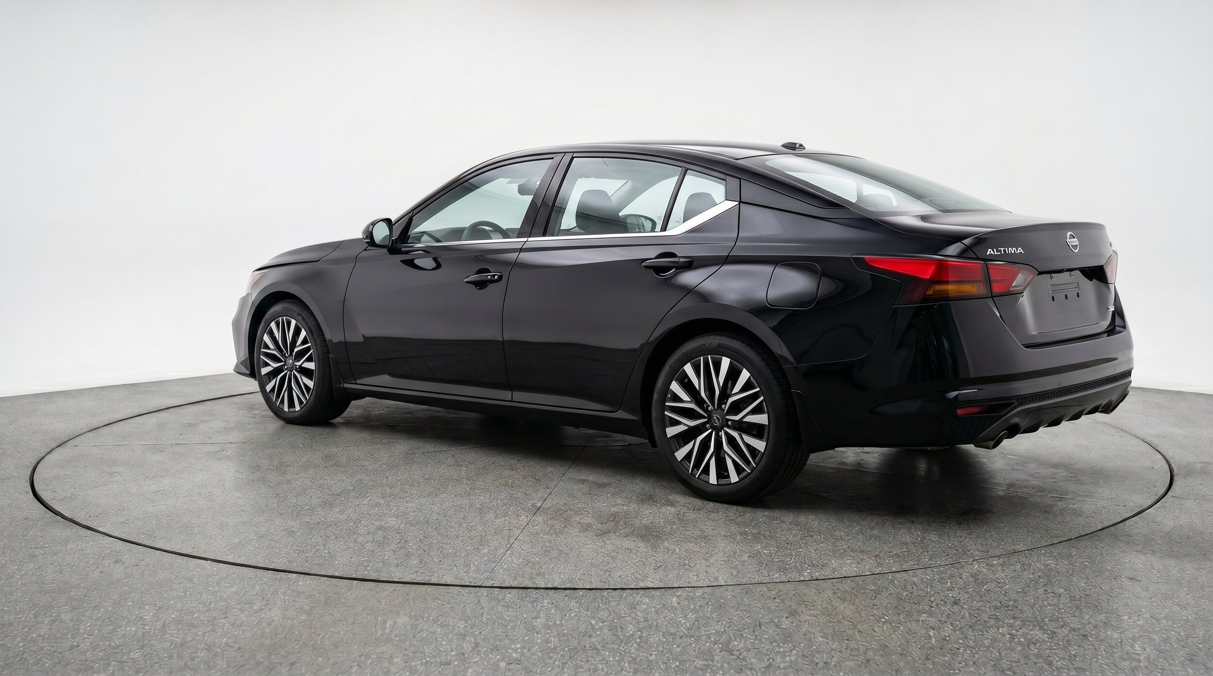 Thumbnail: 2025 Nissan Altima - 6