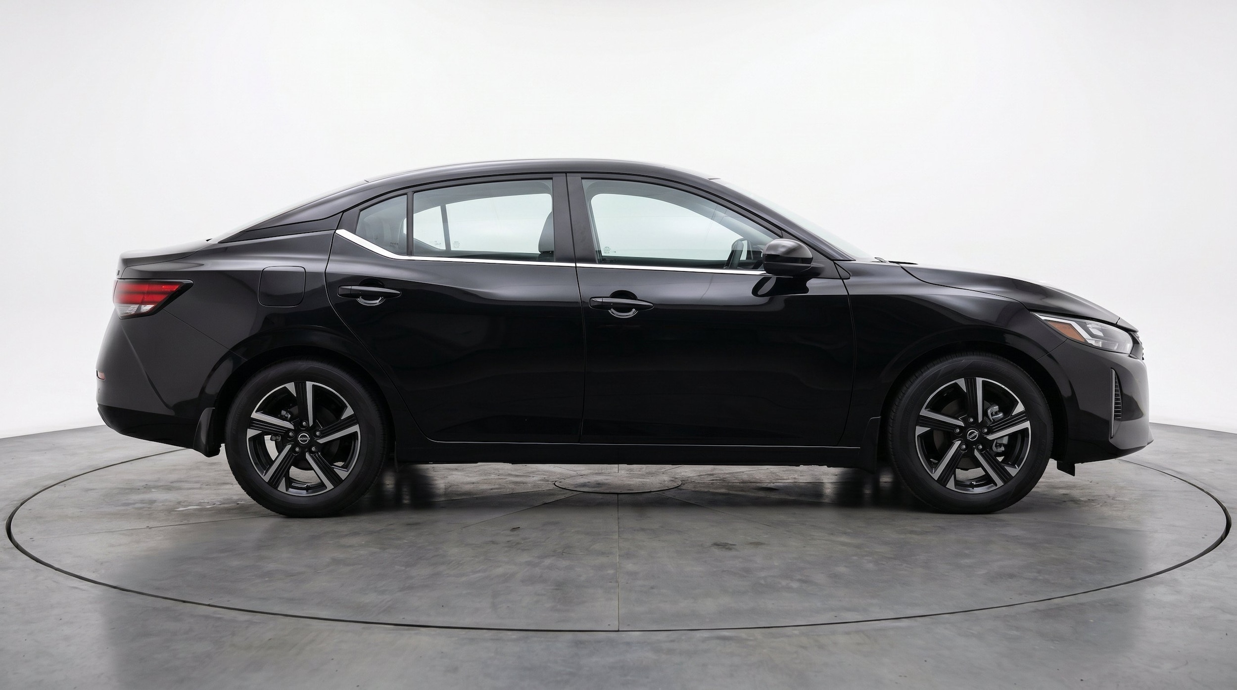Thumbnail: 2025 Nissan Sentra - 11