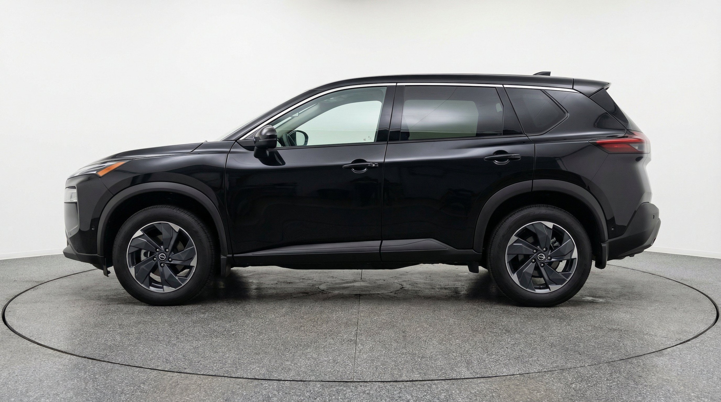 Thumbnail: 2025 Nissan Rogue - 5