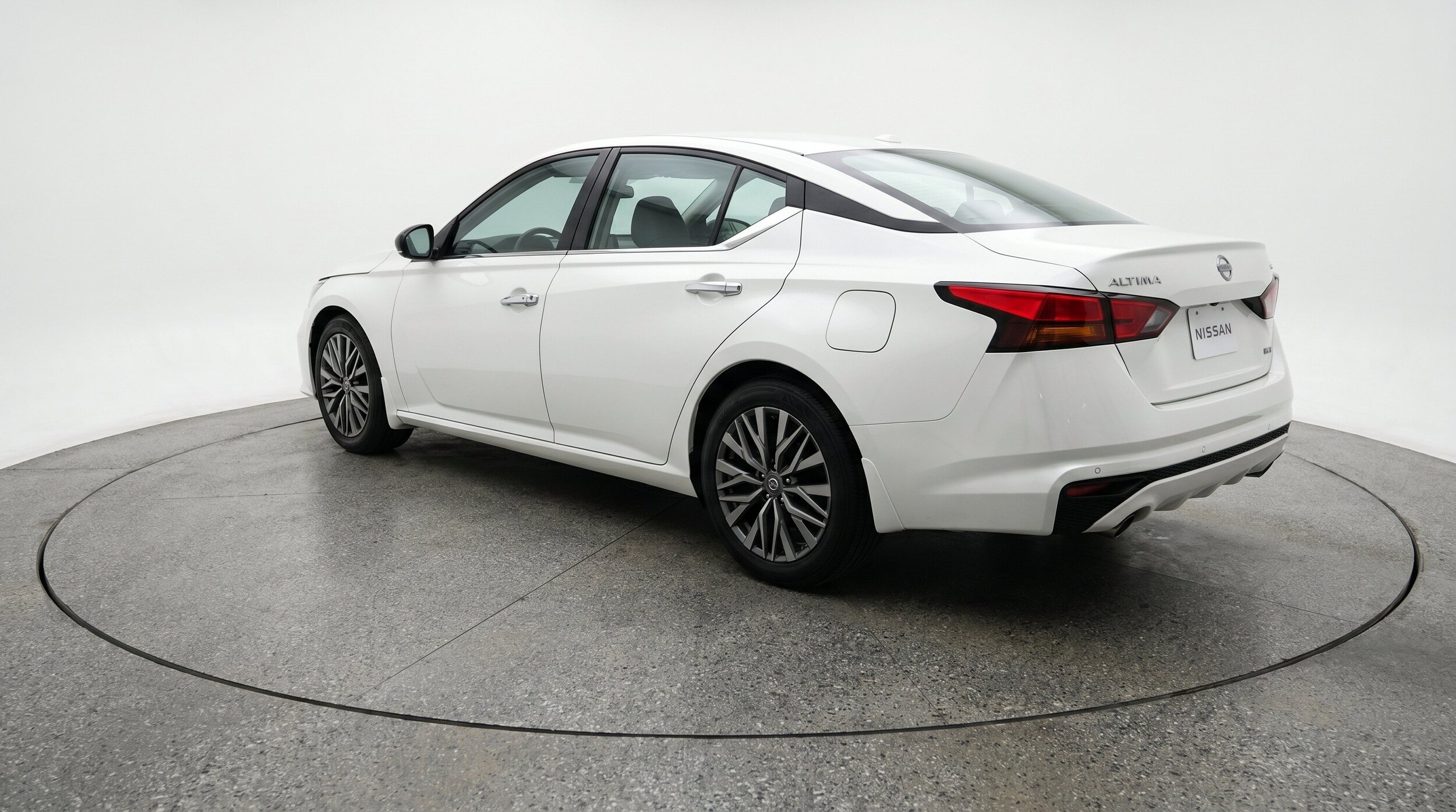 Thumbnail: 2025 Nissan Altima - 6