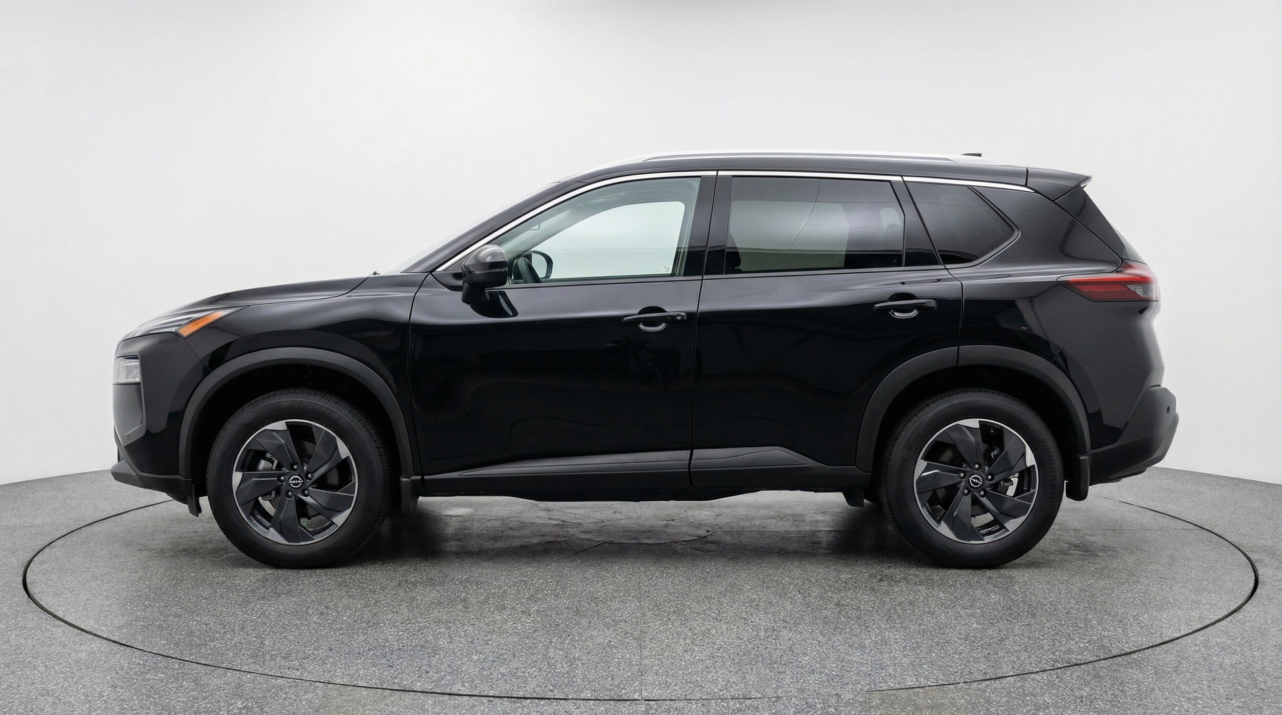 Thumbnail: 2025 Nissan Rogue - 4