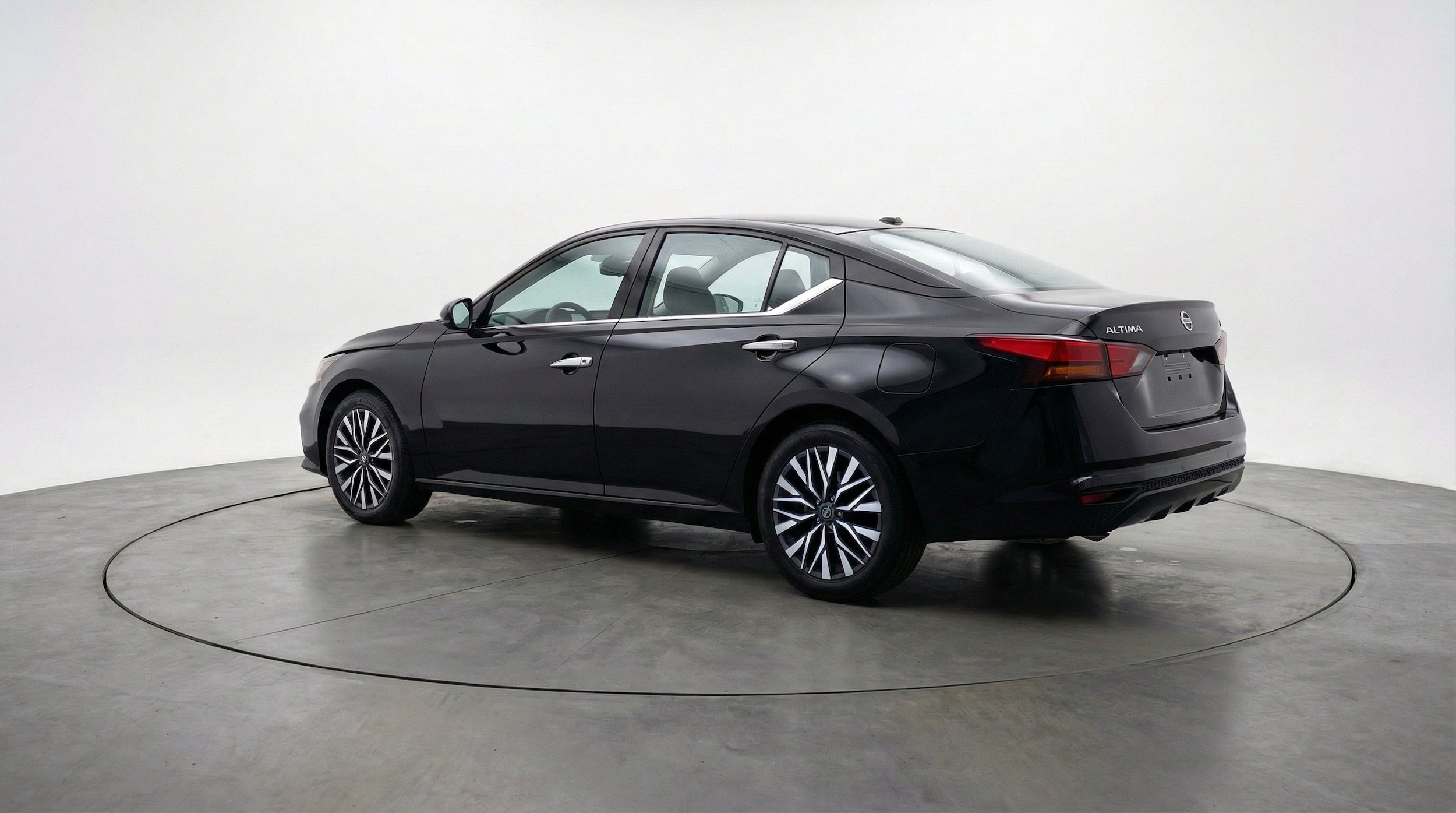 Thumbnail: 2025 Nissan Altima - 6