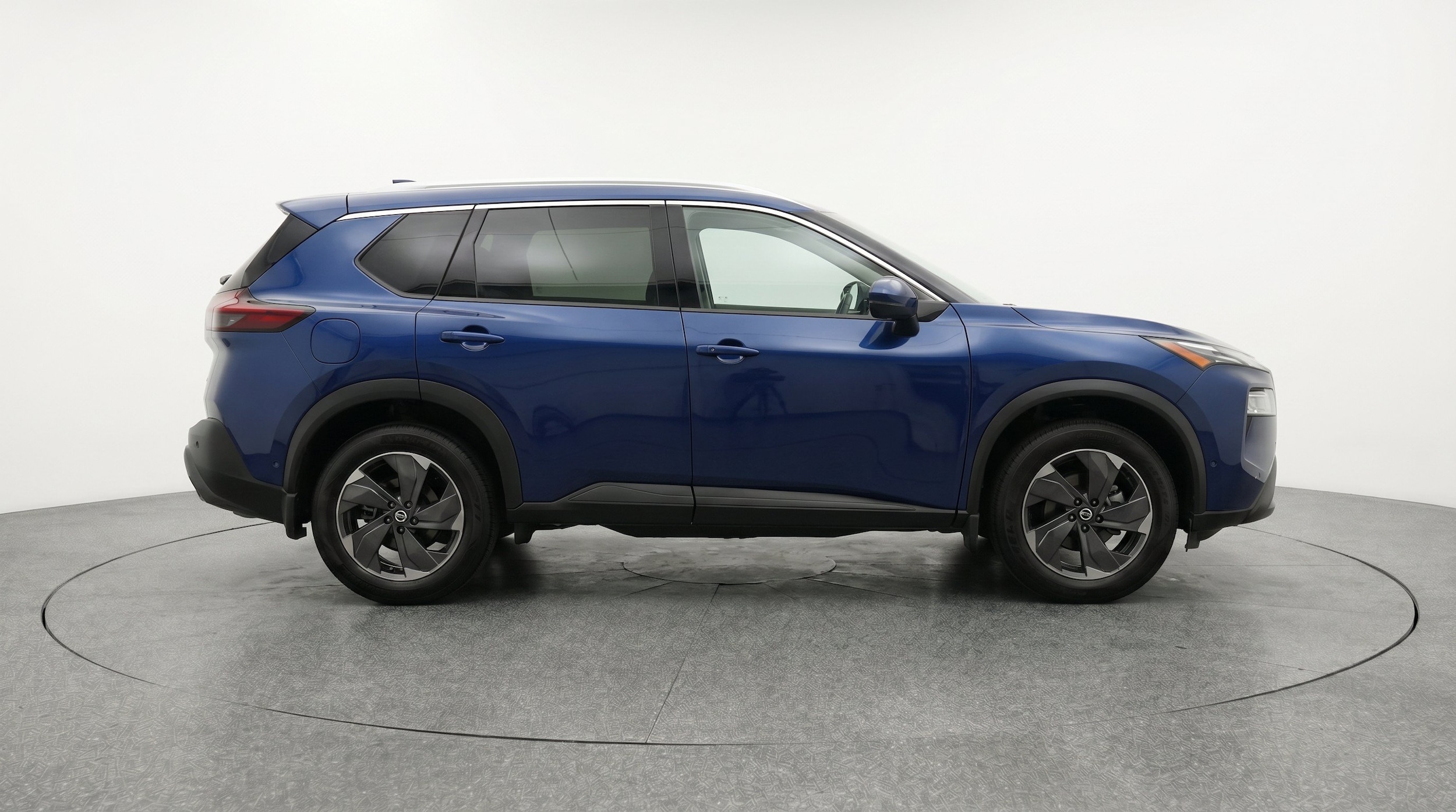 Thumbnail: 2025 Nissan Rogue - 10