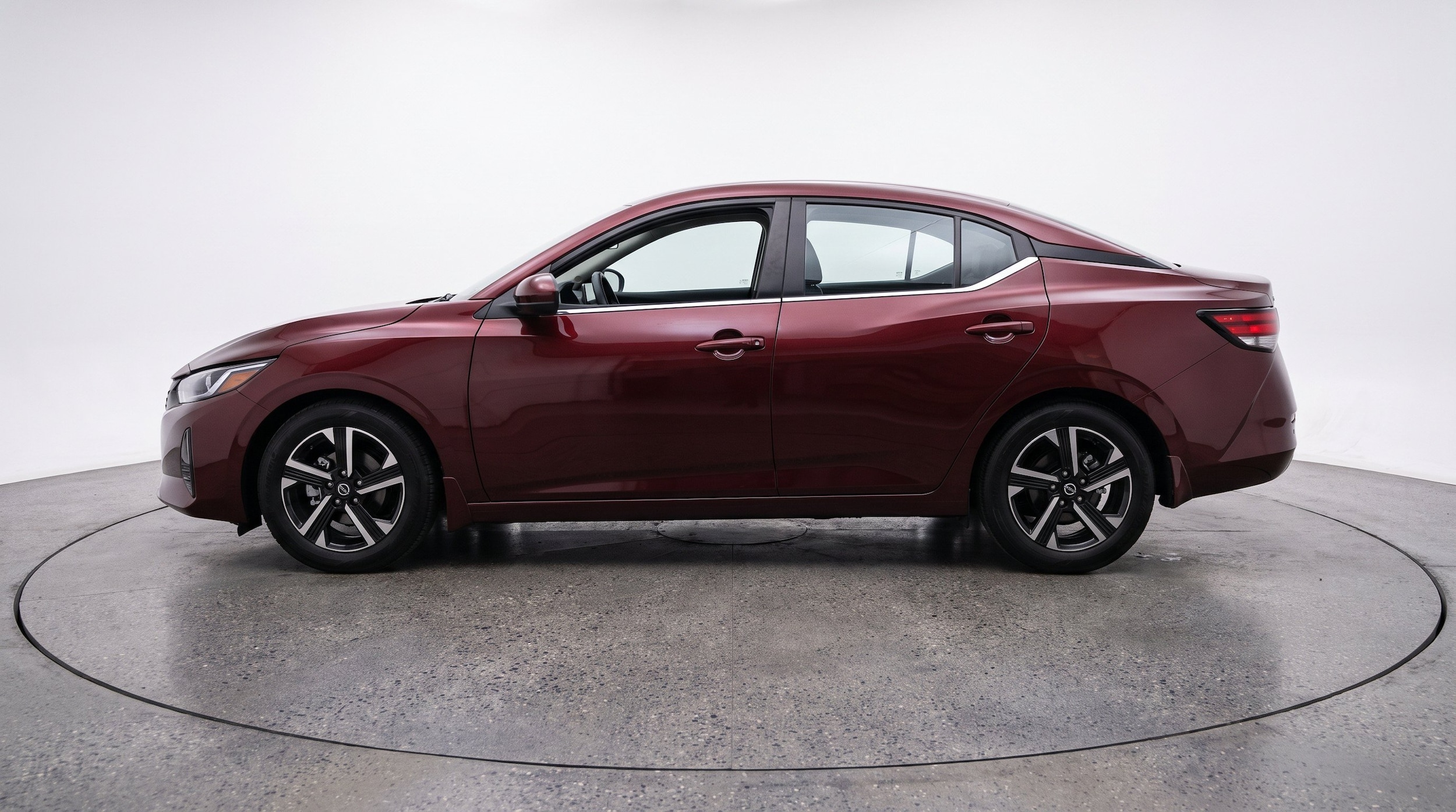 Thumbnail: 2025 Nissan Sentra - 5
