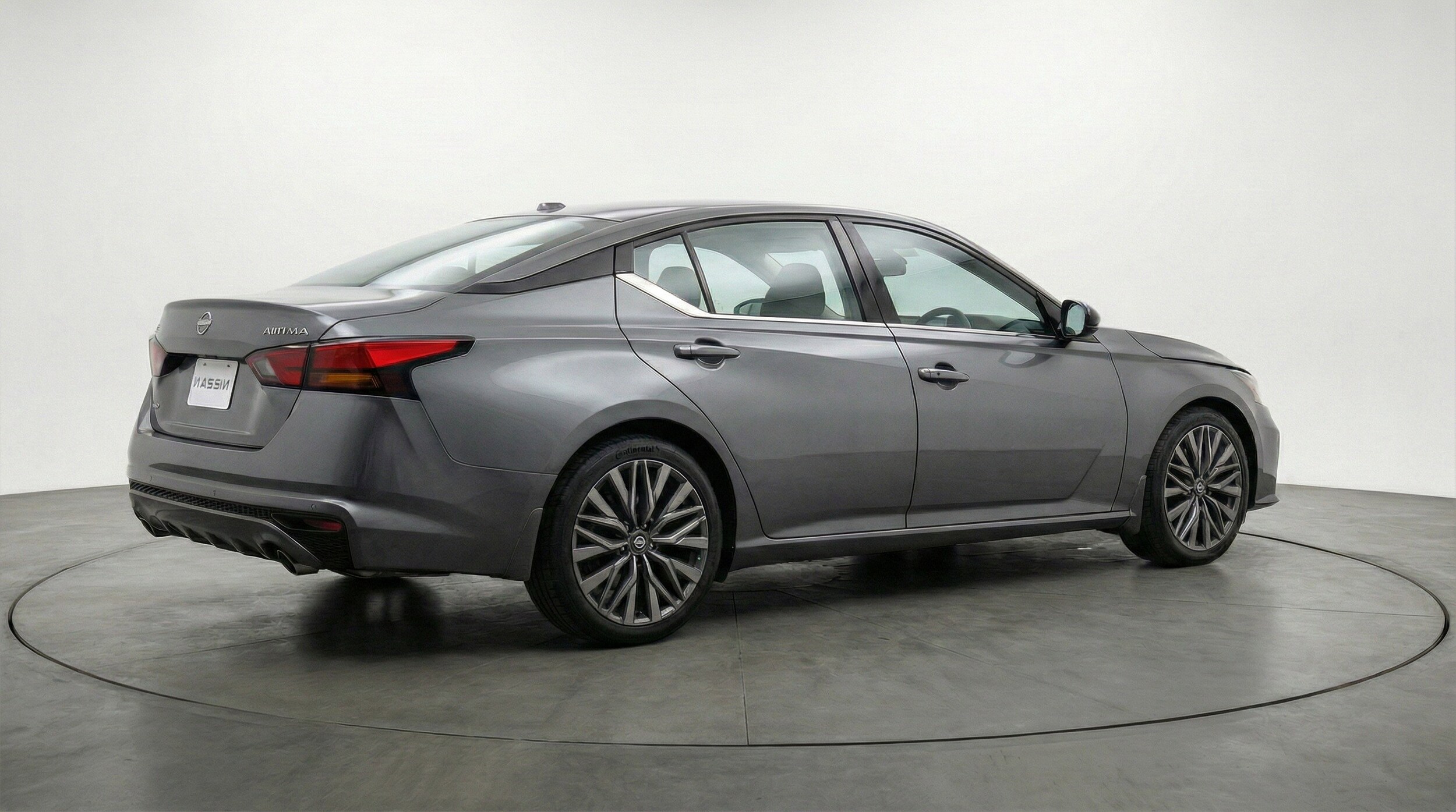 Thumbnail: 2025 Nissan Altima - 9