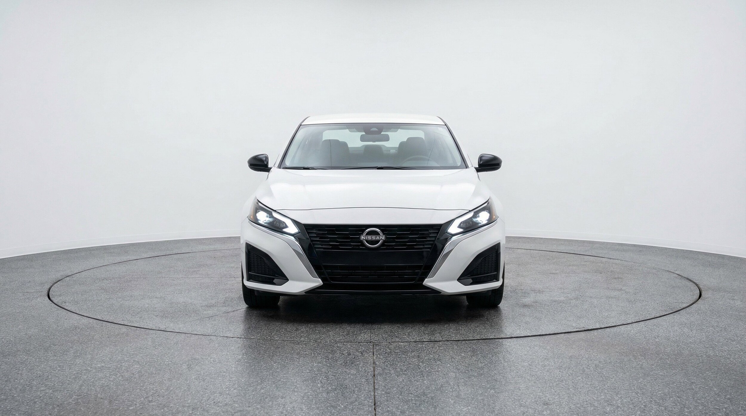 Thumbnail: 2025 Nissan Altima - 2