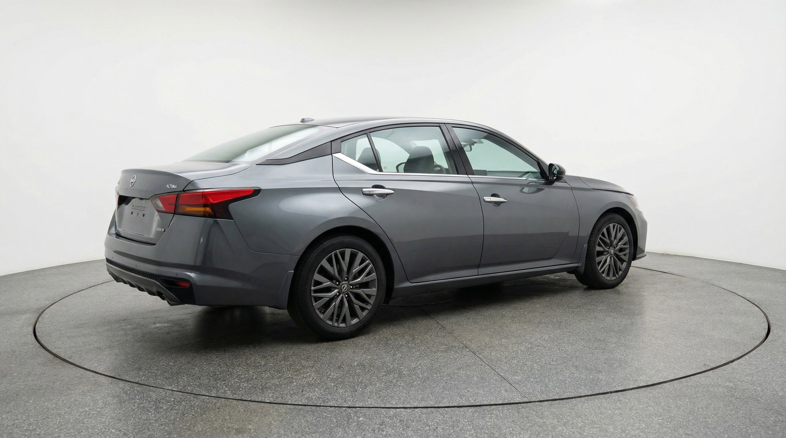 Thumbnail: 2025 Nissan Altima - 9