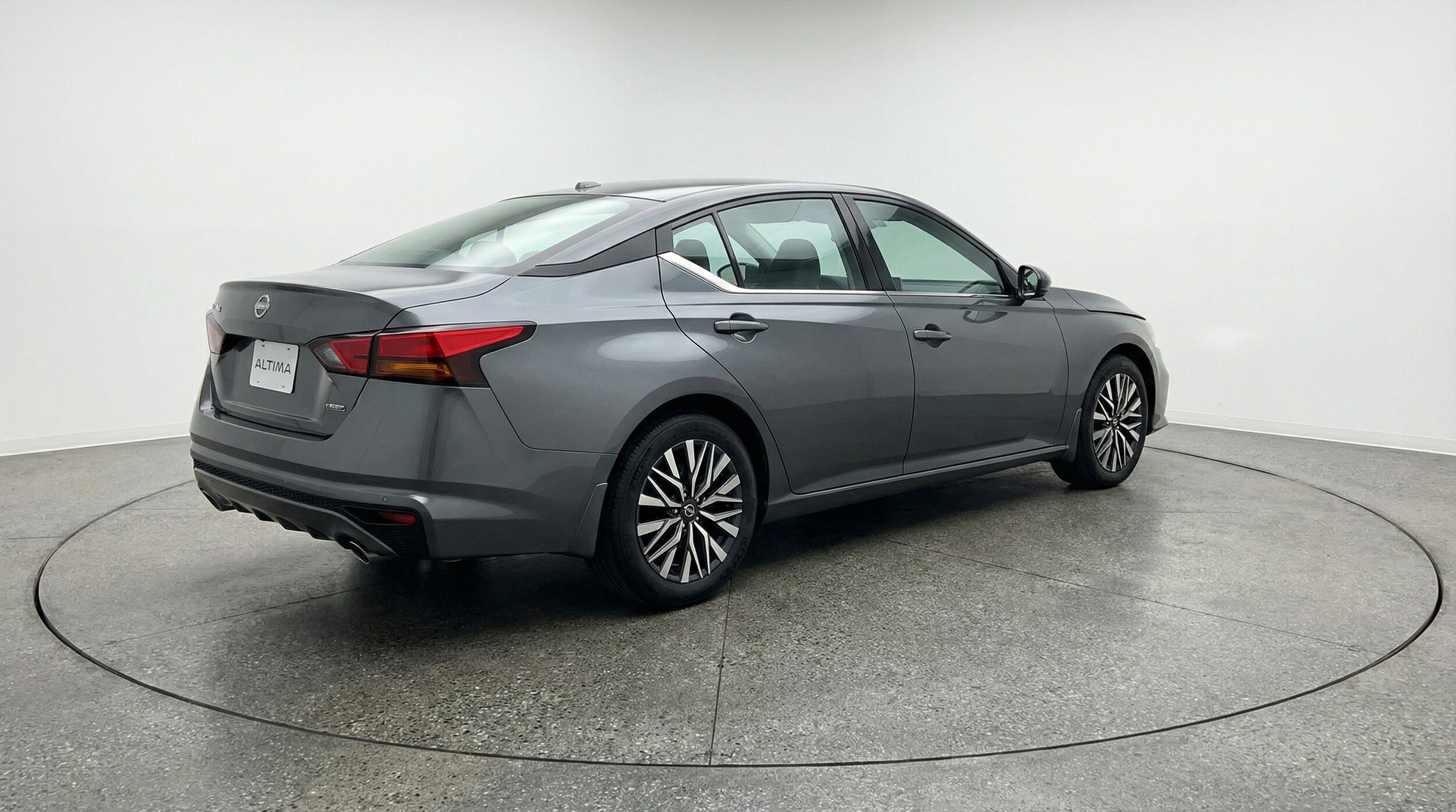 Thumbnail: 2025 Nissan Altima - 9