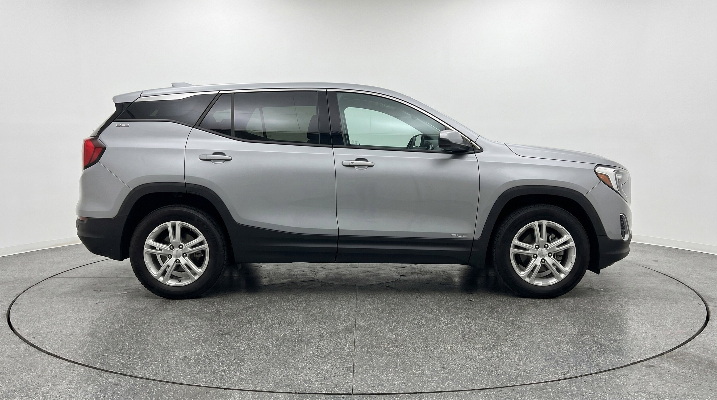 Thumbnail: 2024 GMC Terrain - 11