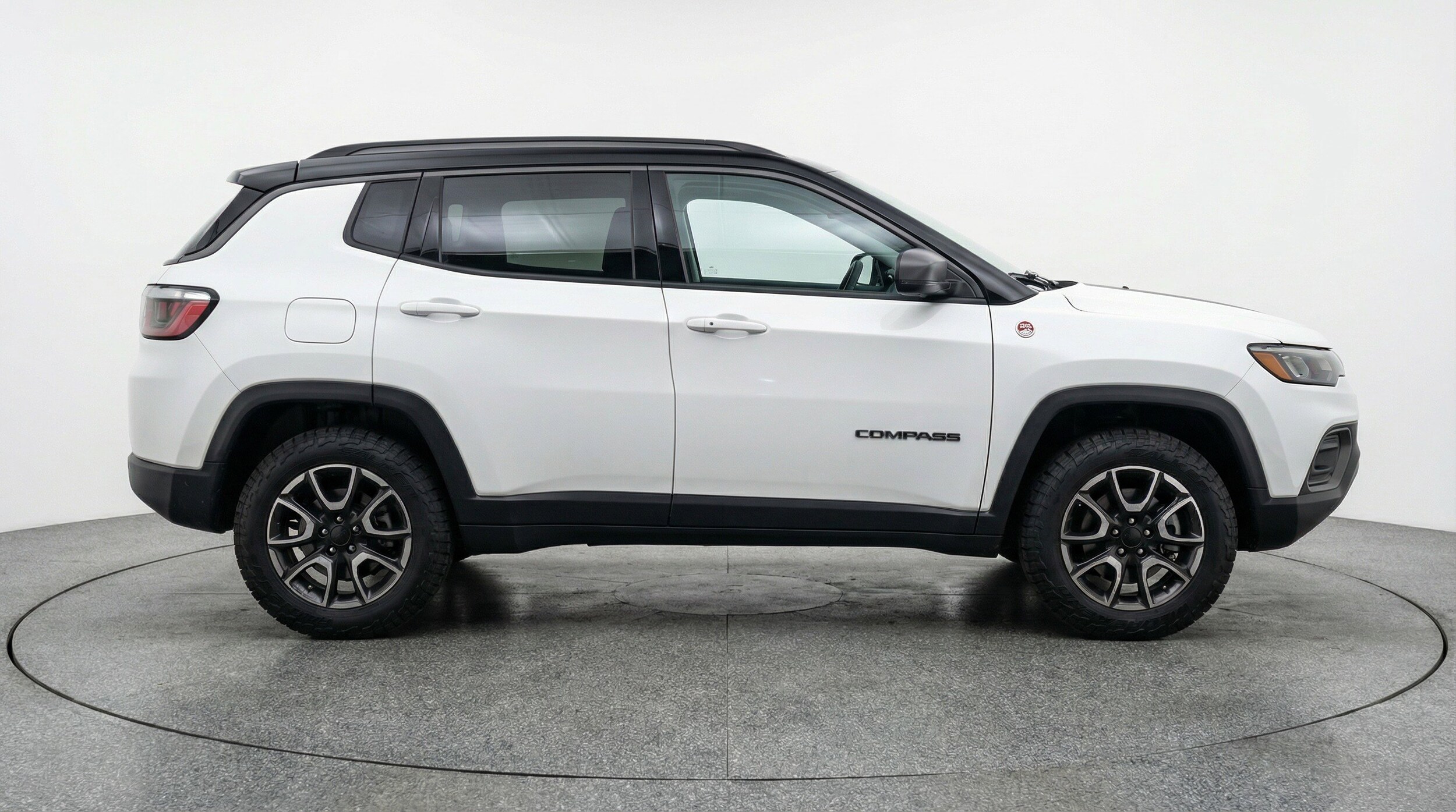 Thumbnail: 2025 Jeep Compass - 11