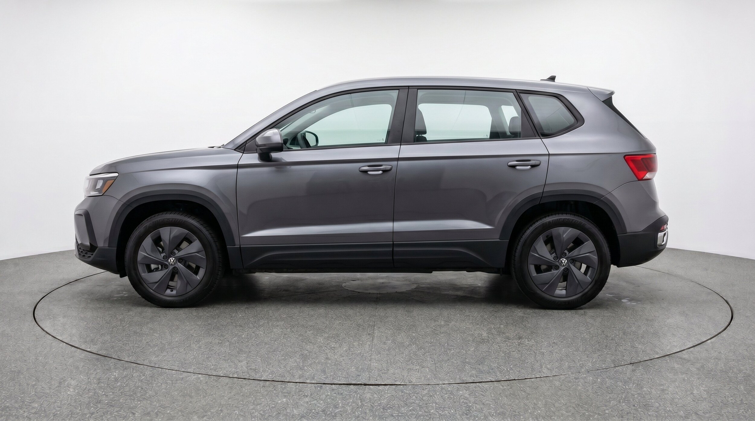 Thumbnail: 2026 Volkswagen Taos - 5
