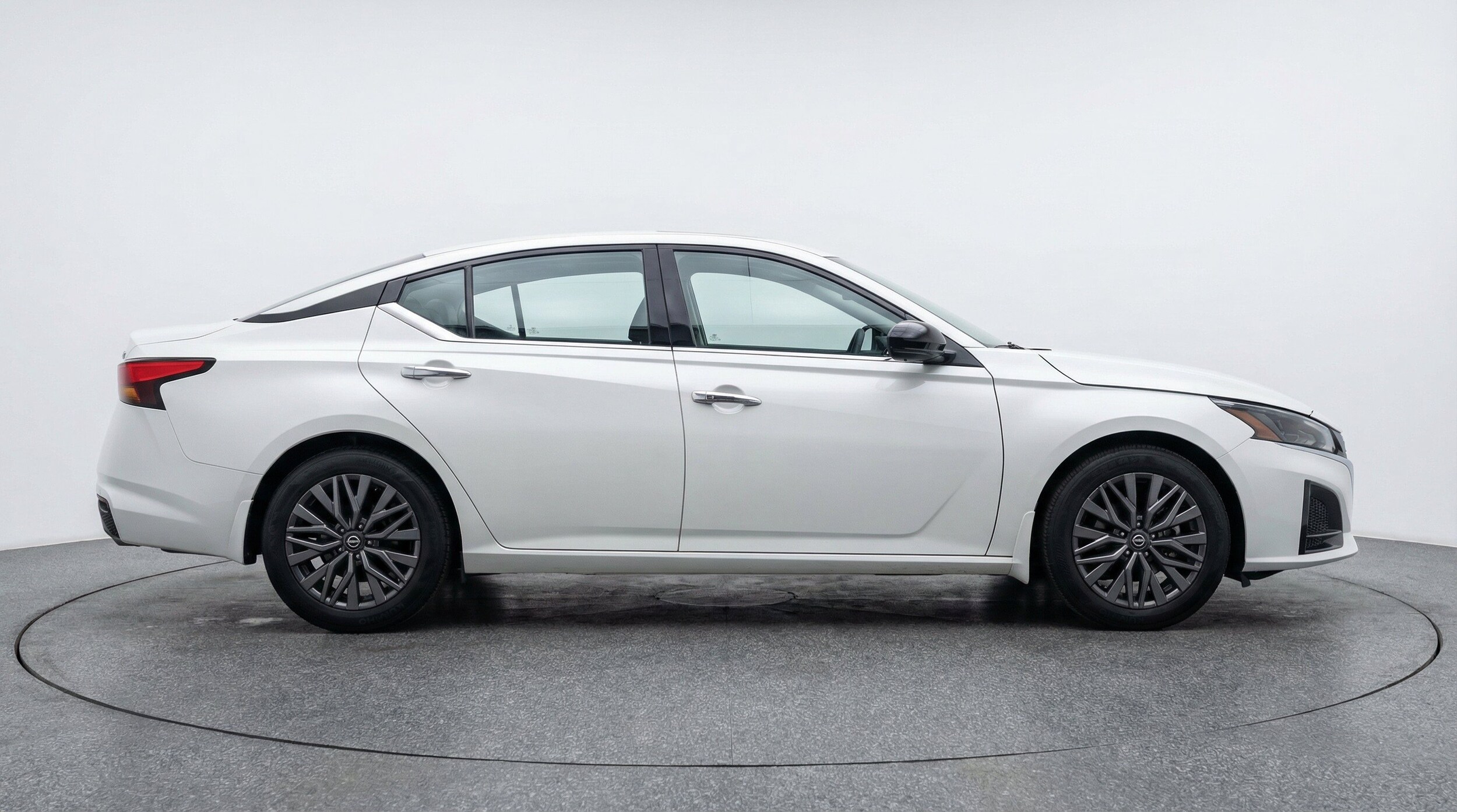 Thumbnail: 2025 Nissan Altima - 11