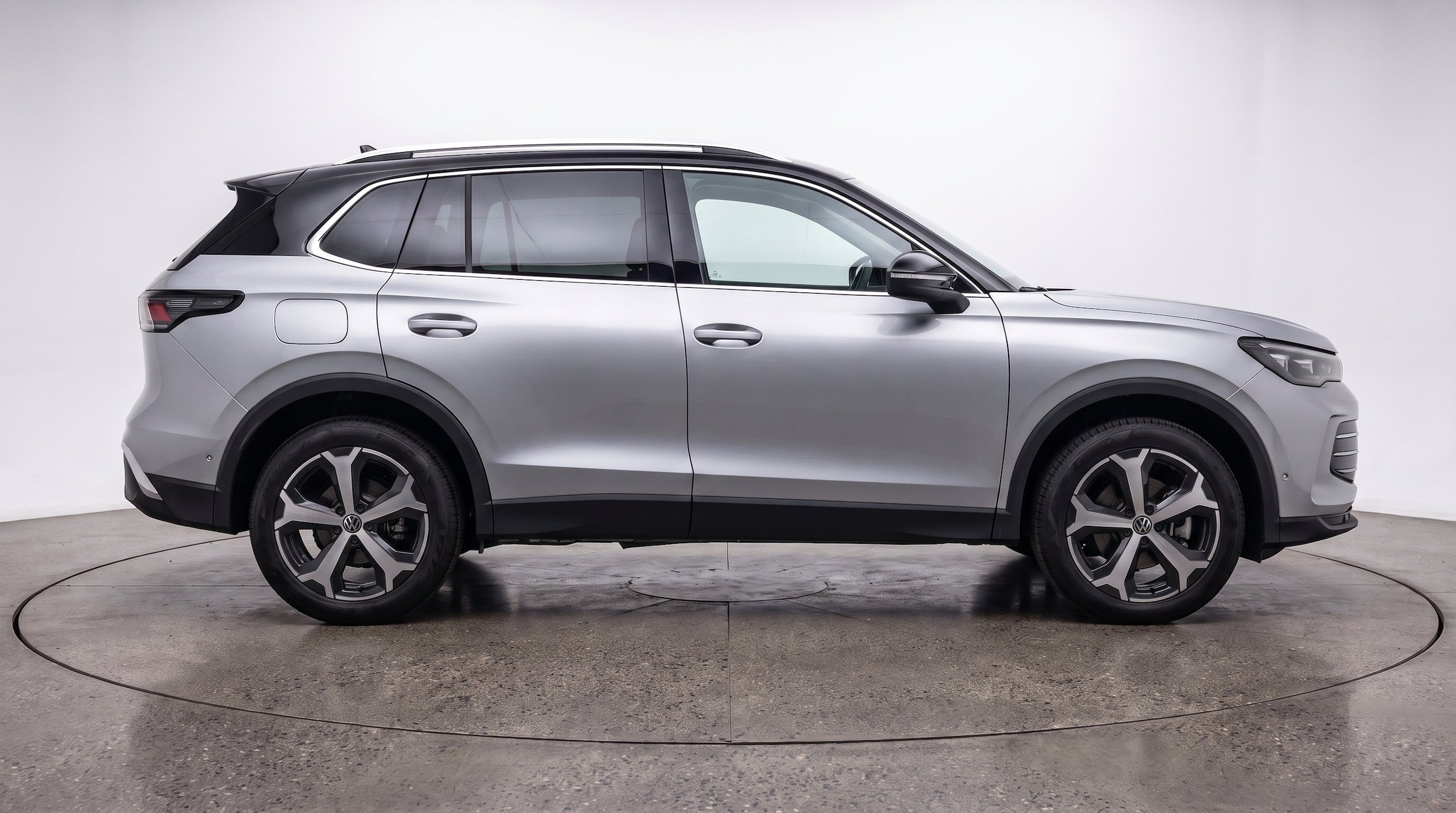 Thumbnail: 2026 Volkswagen Tiguan - 11