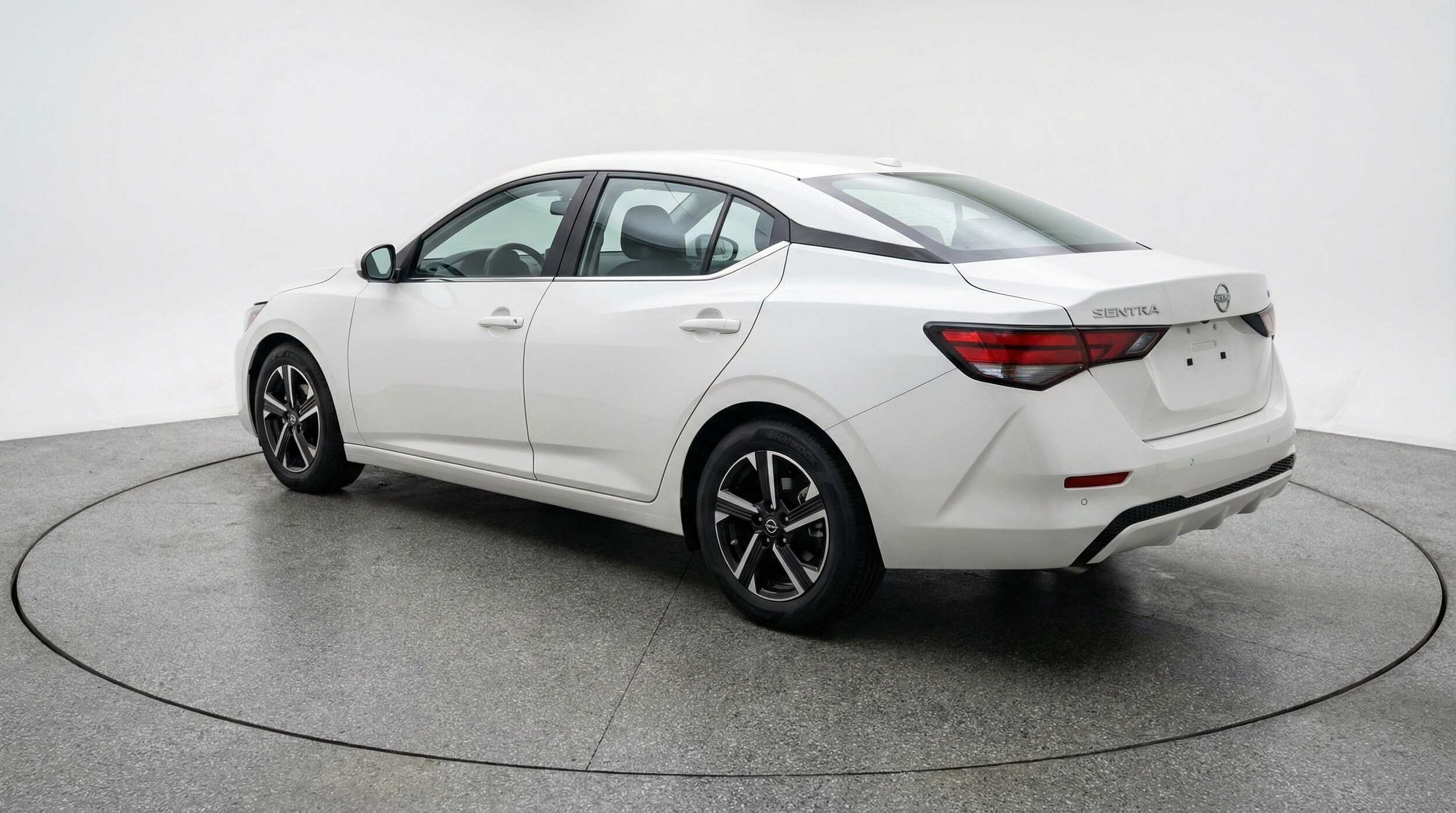 Thumbnail: 2025 Nissan Sentra - 5