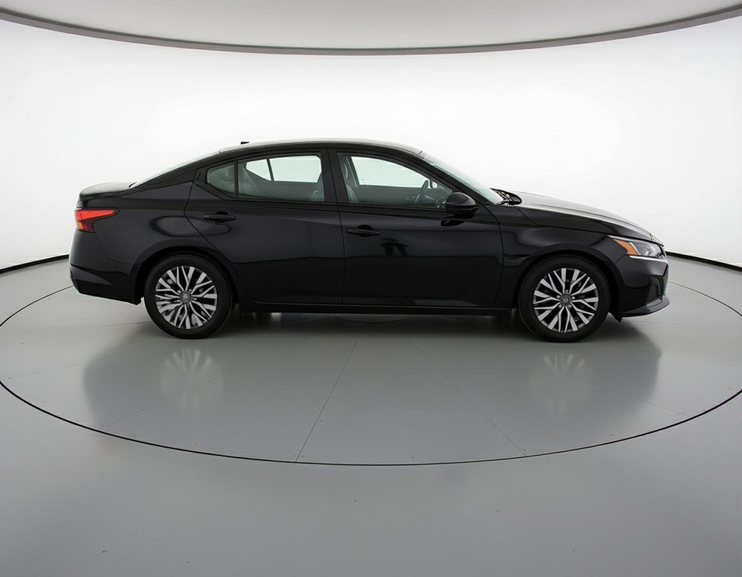 Thumbnail: 2025 Nissan Altima - 8