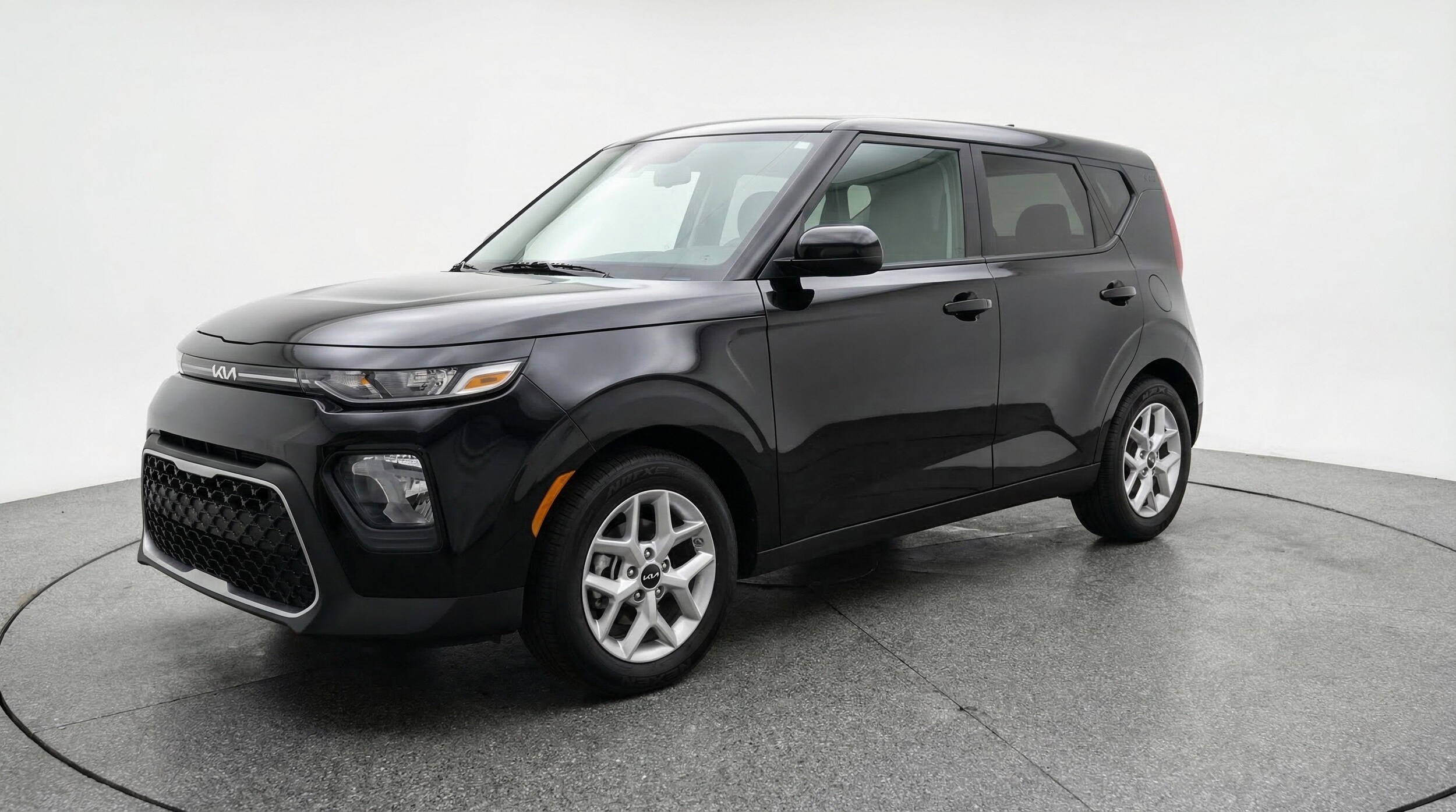Thumbnail: 2025 Kia Soul - 3