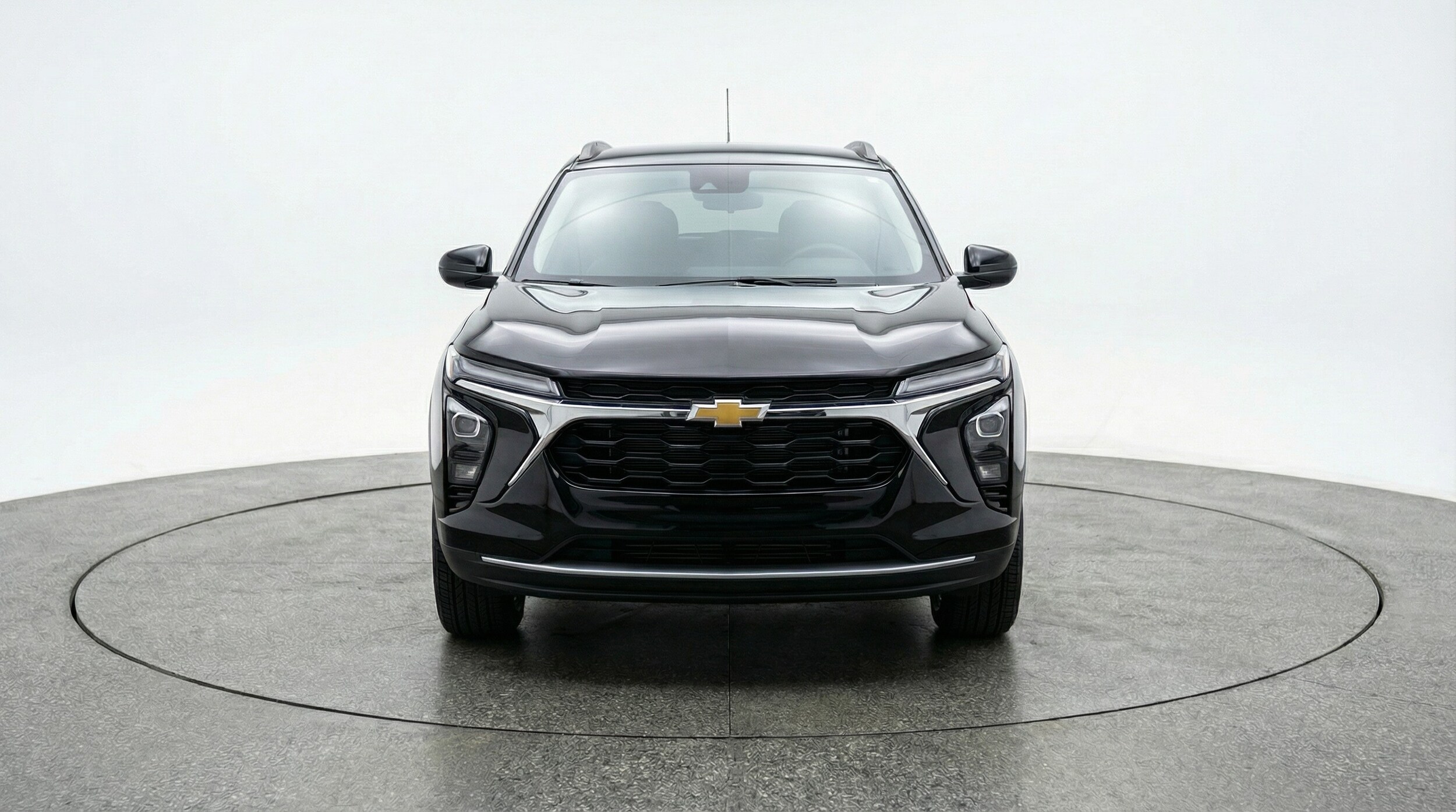 Thumbnail: 2025 Chevrolet Trax - 2