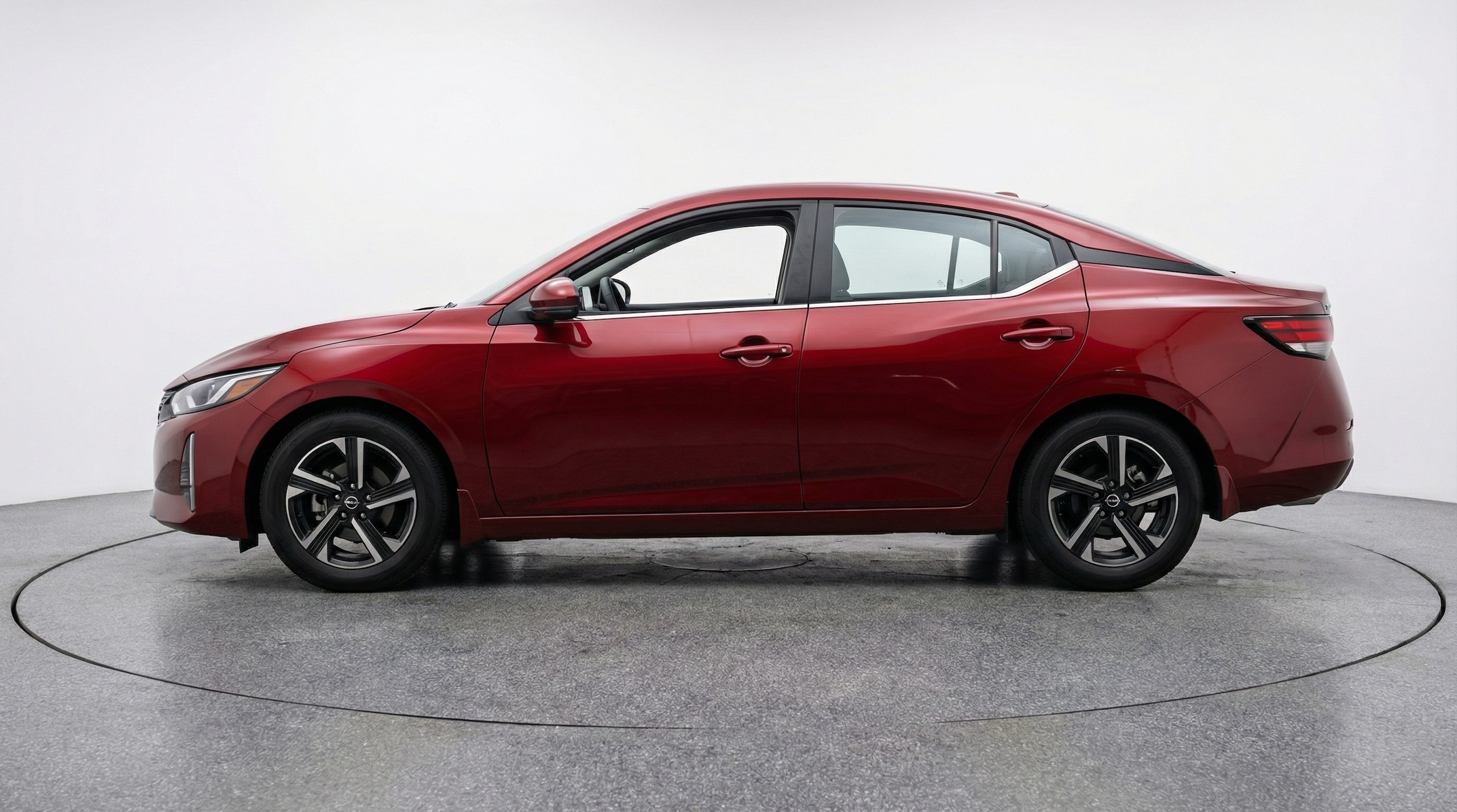 Thumbnail: 2025 Nissan Sentra - 4