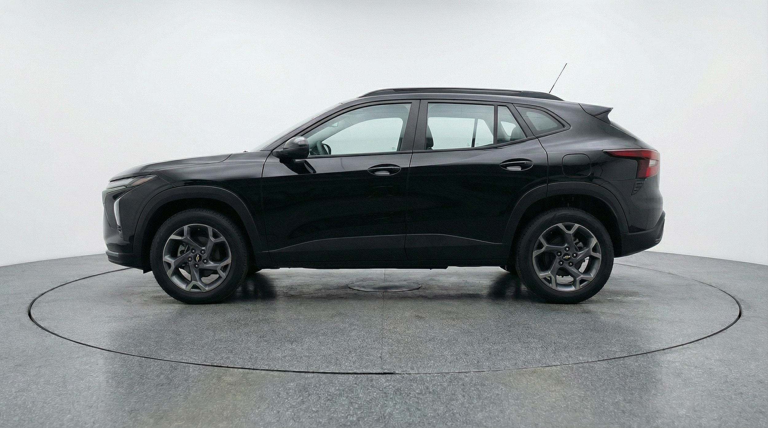 Thumbnail: 2025 Chevrolet Trax - 4