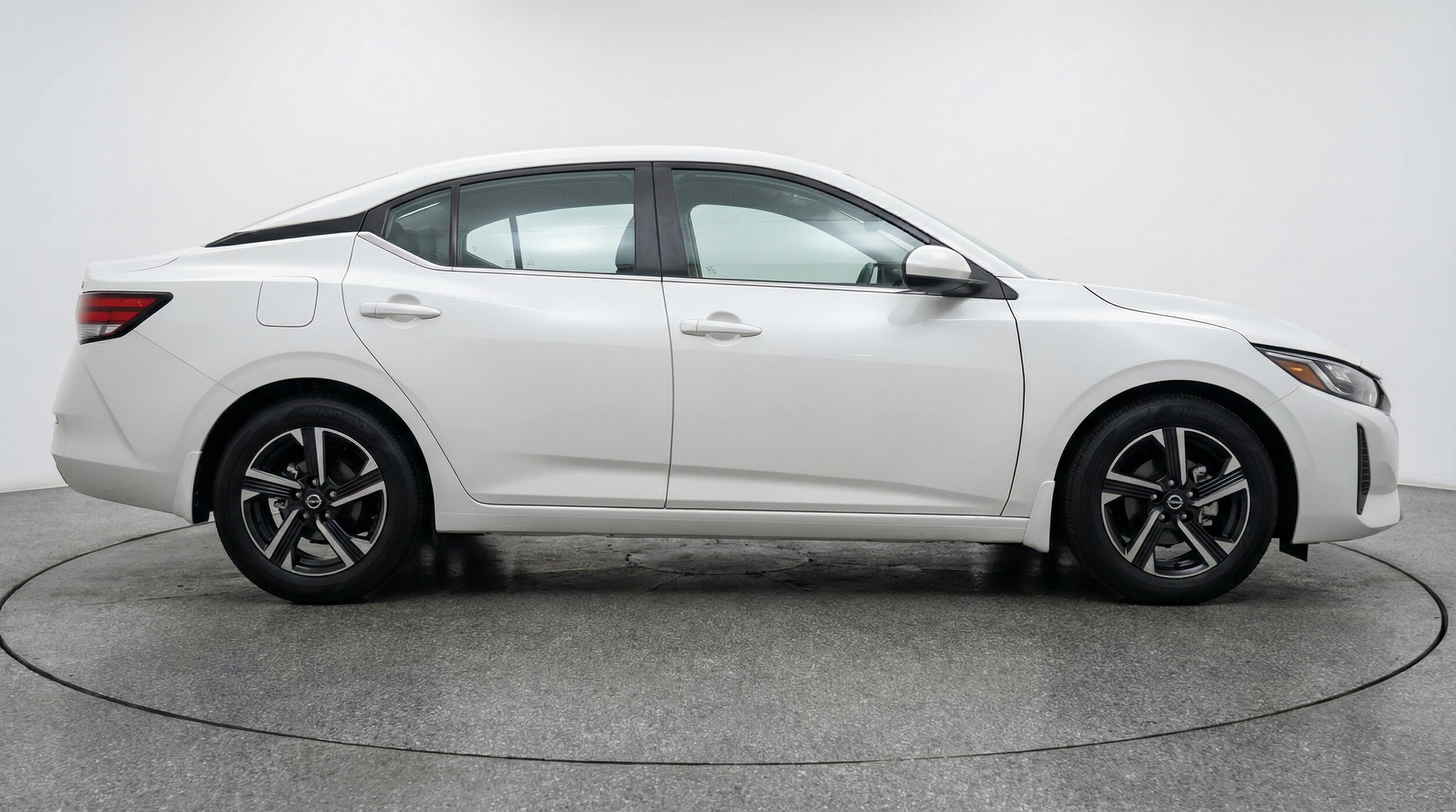 Thumbnail: 2025 Nissan Sentra - 8