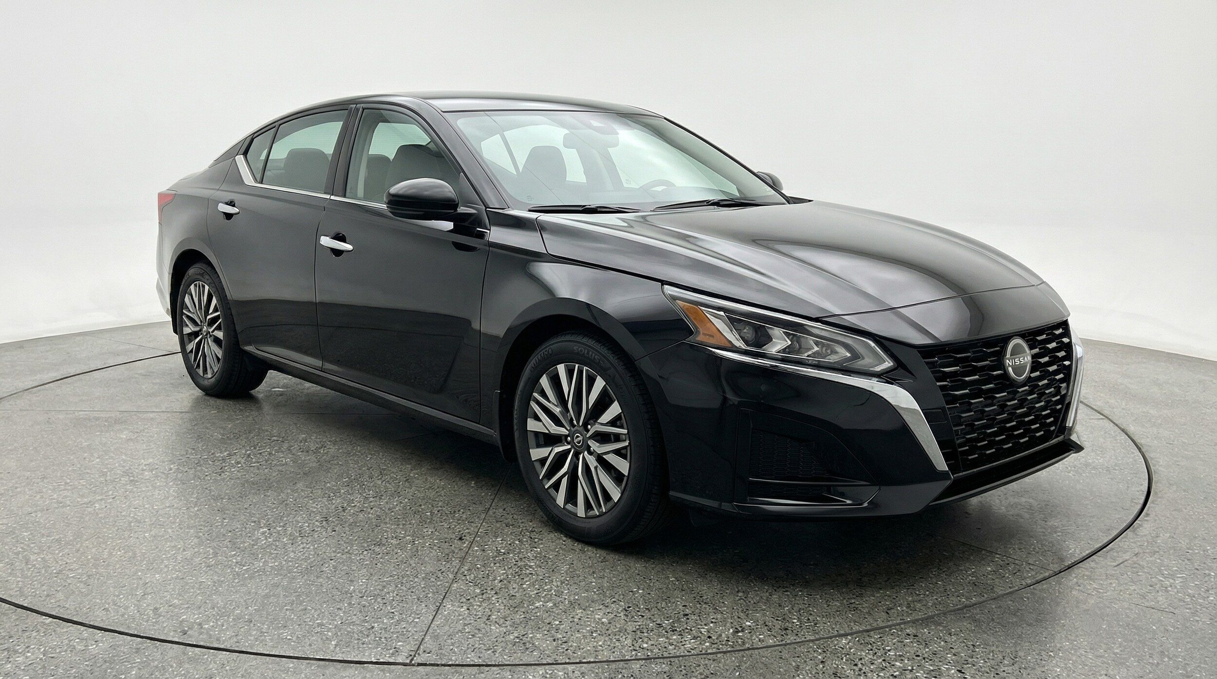 Thumbnail: 2025 Nissan Altima - 1