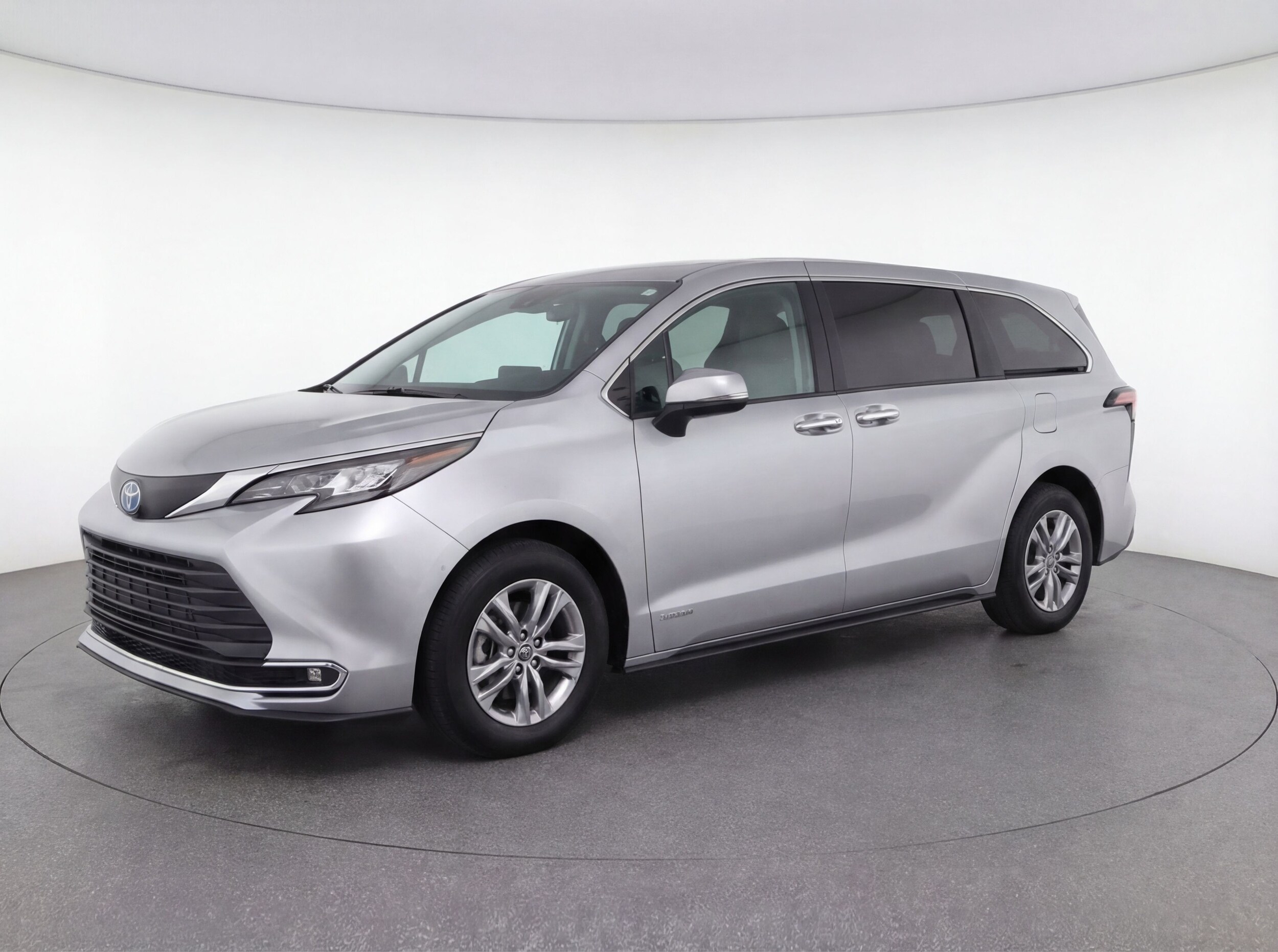 Thumbnail: 2024 Toyota Sienna - 3