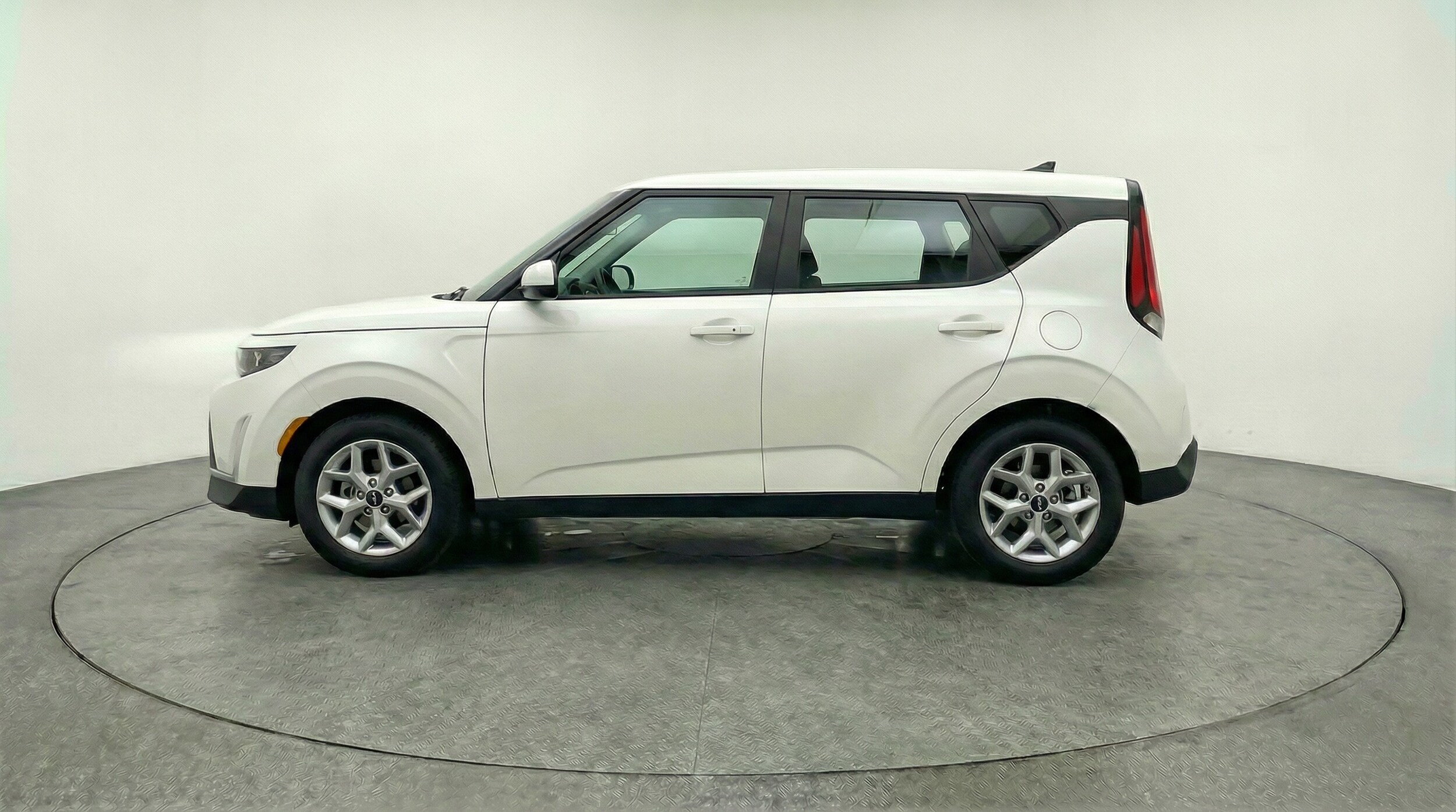 Thumbnail: 2025 Kia Soul - 4